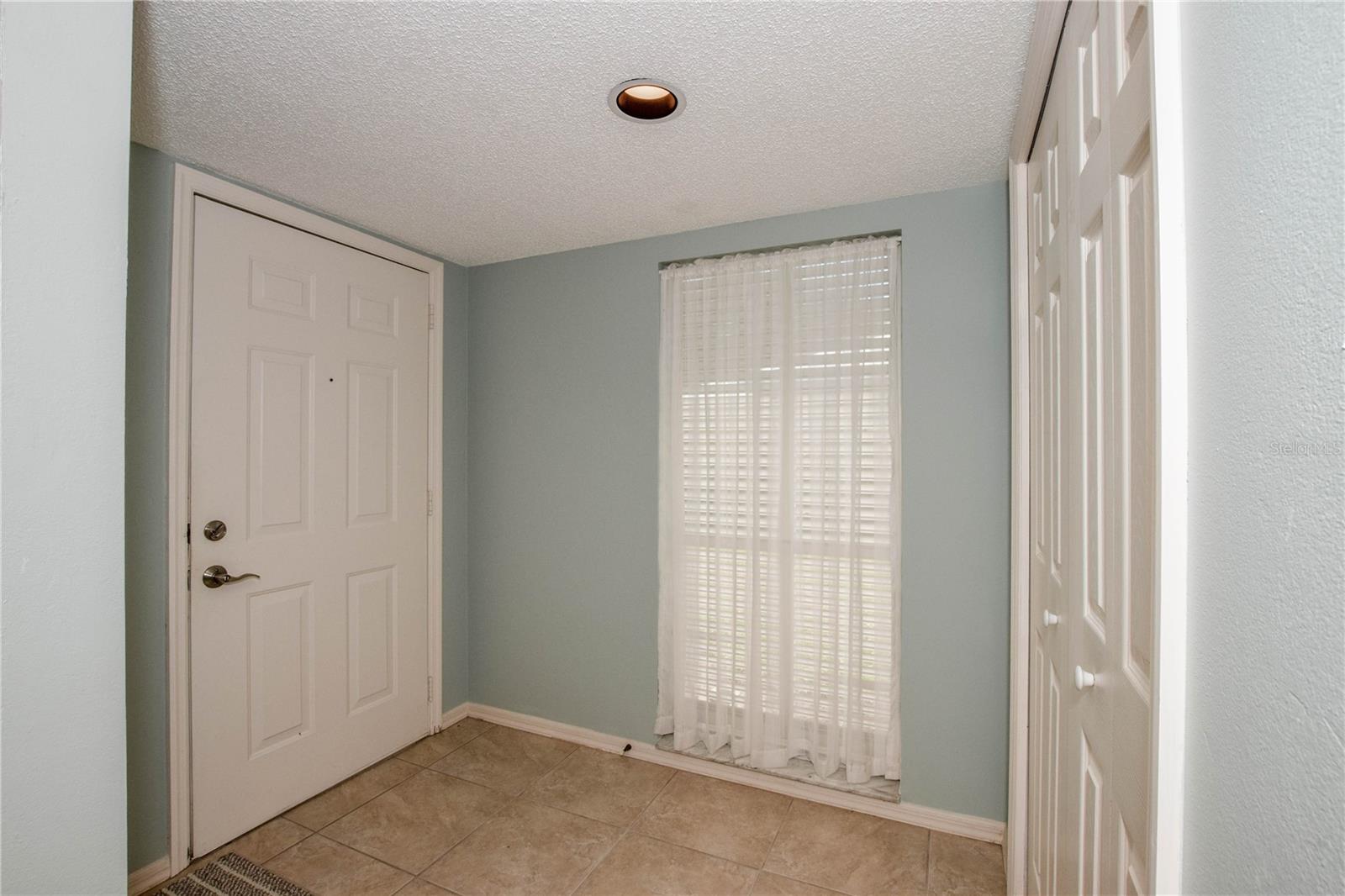 Listing Image #3