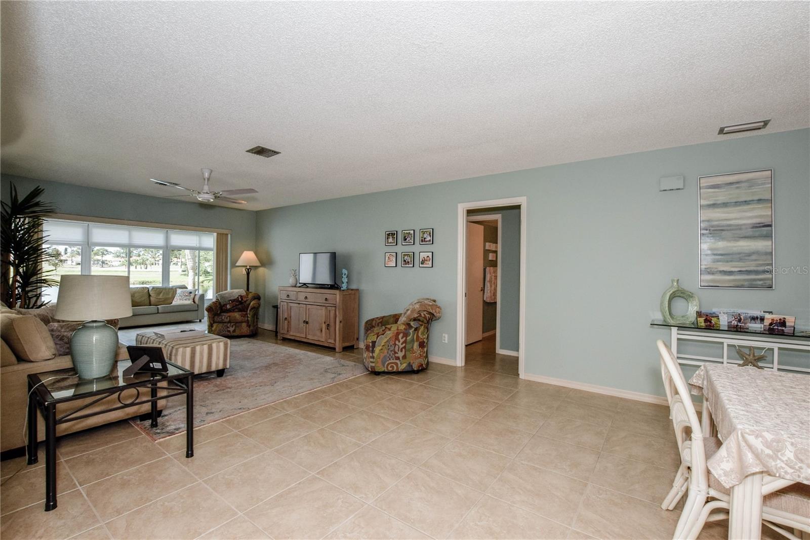 Listing Image #4