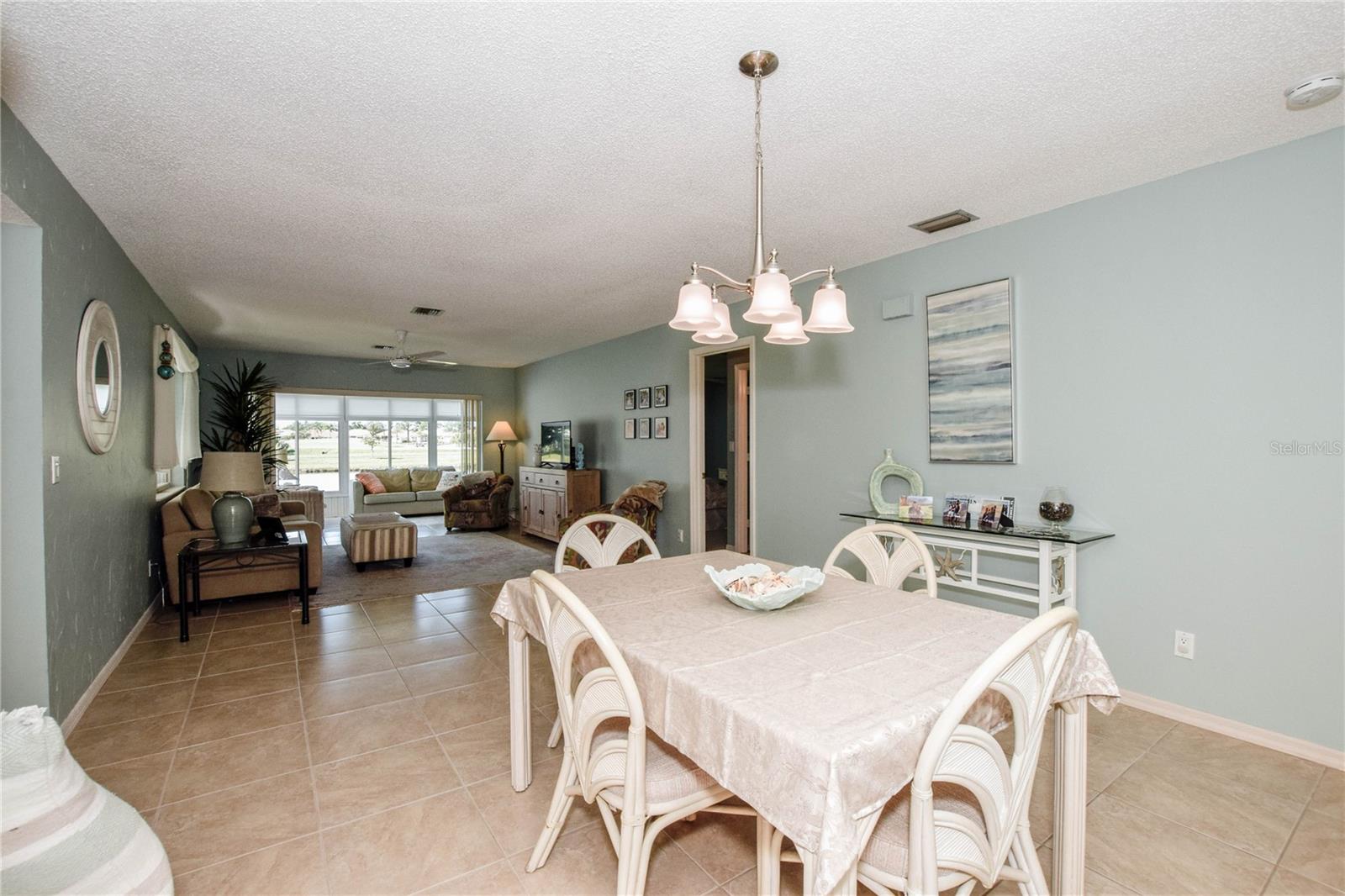 Listing Image #11