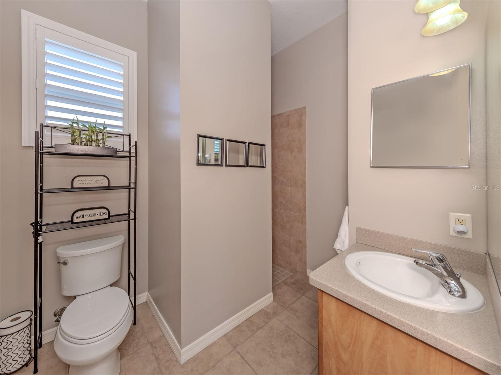 Listing Image #29