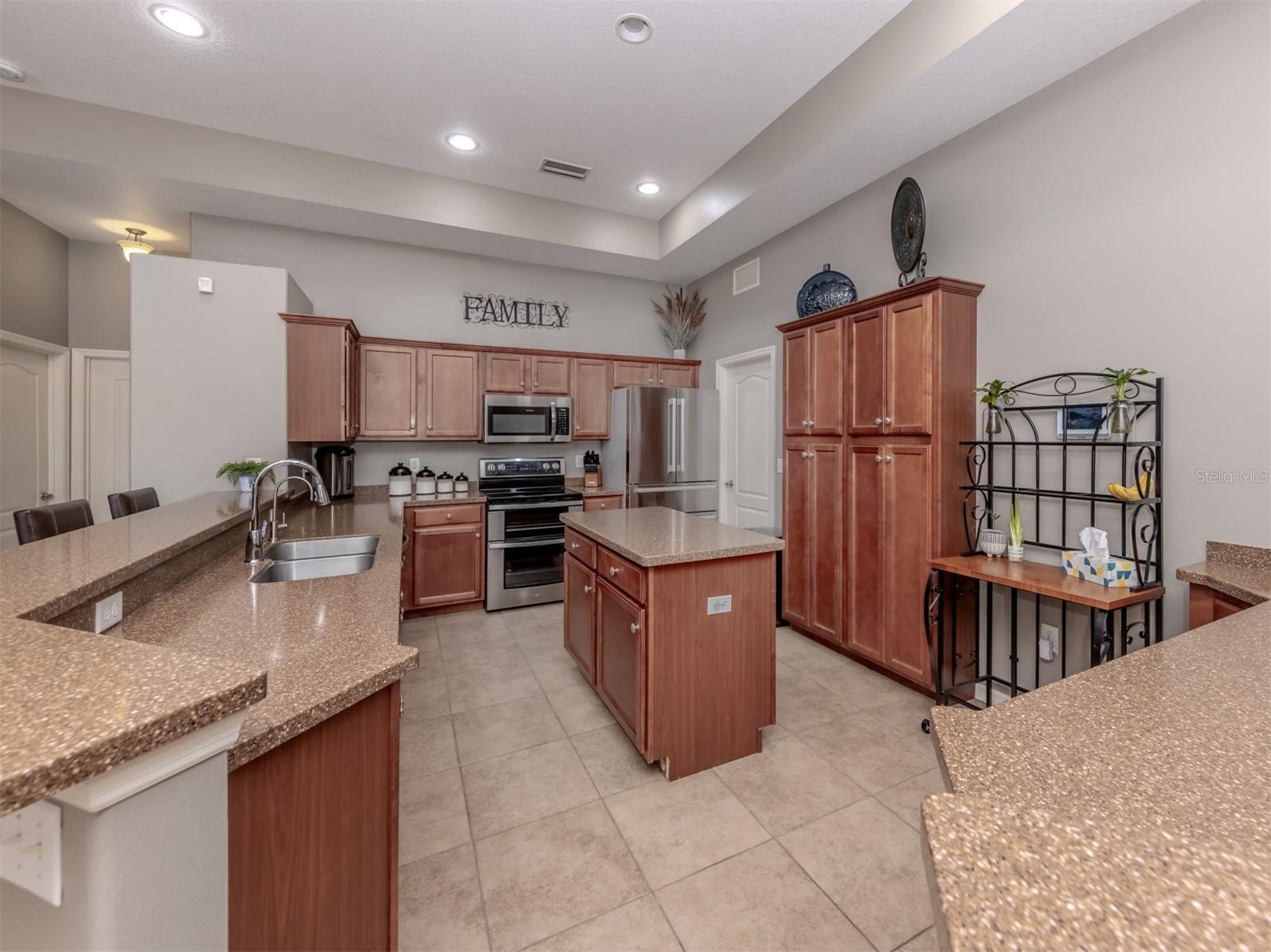 Listing Image #44