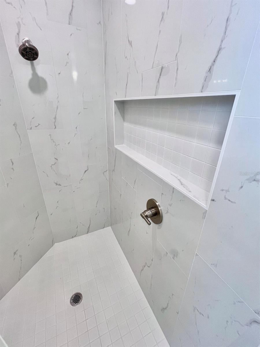 Listing Image #38