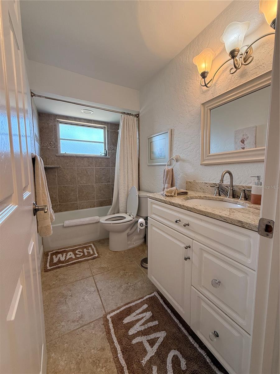 Listing Image #25