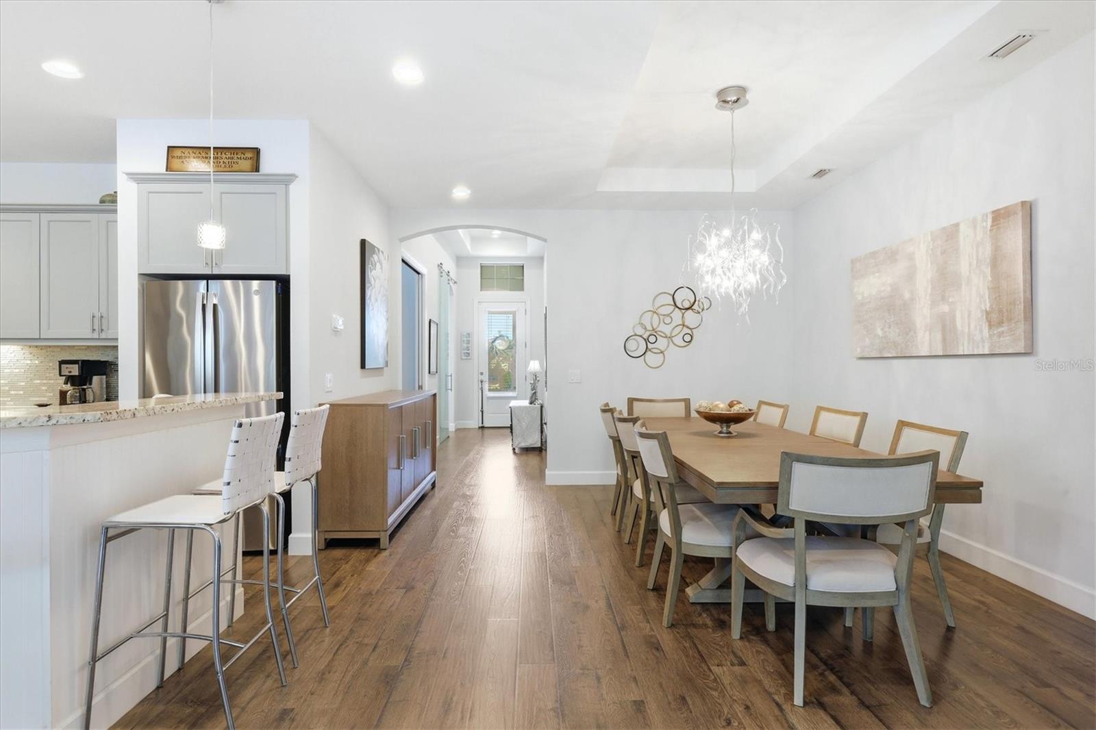 Listing Image #11