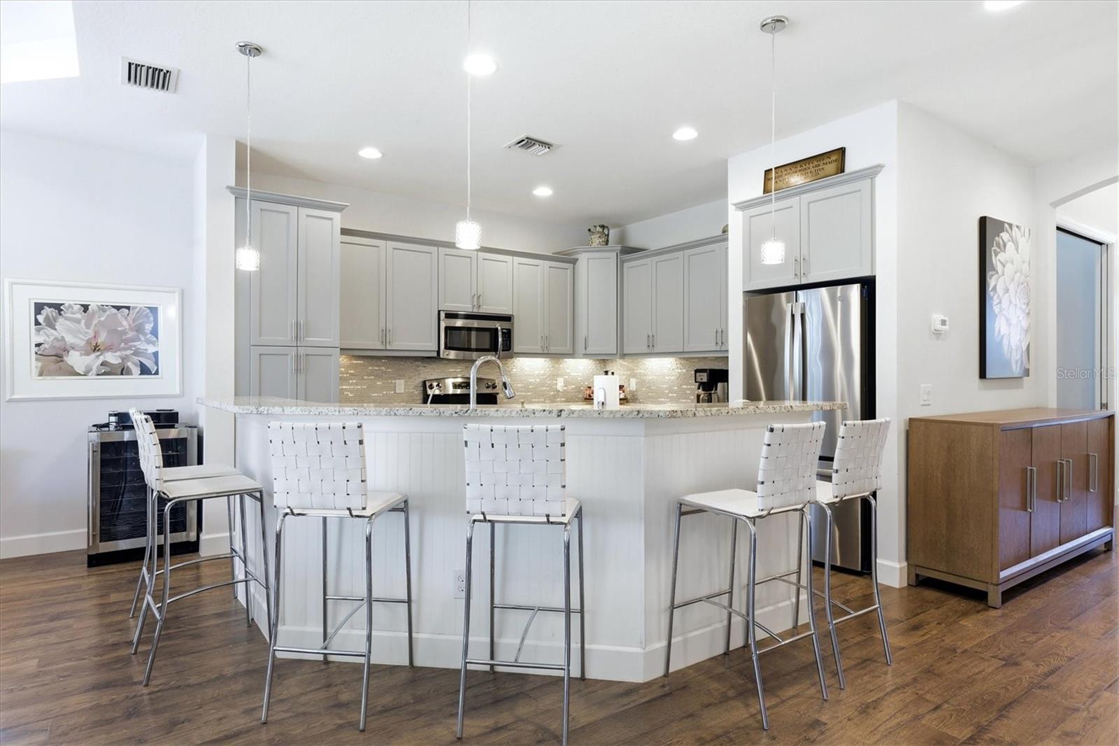 Listing Image #13