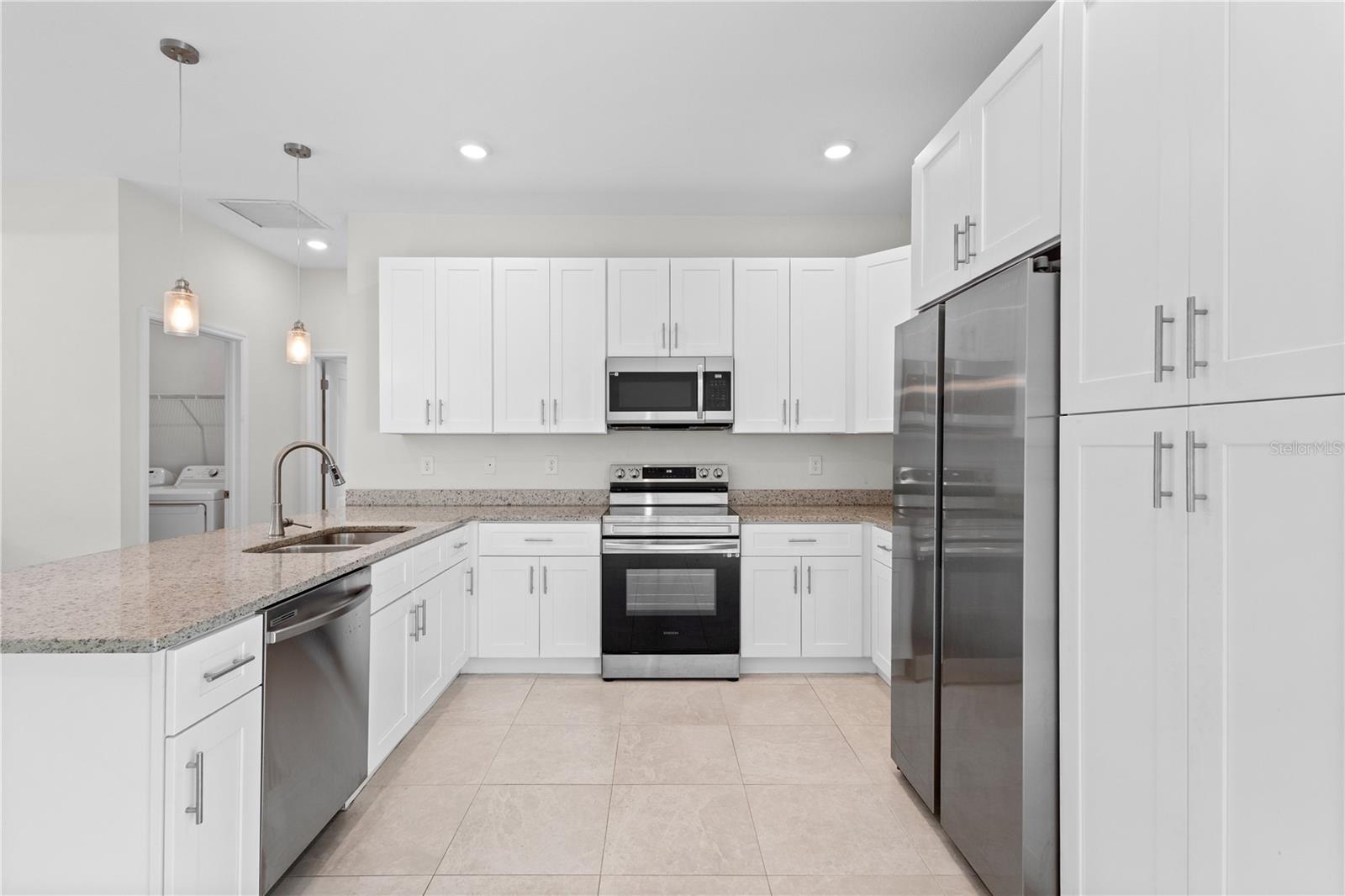 Listing Image #5