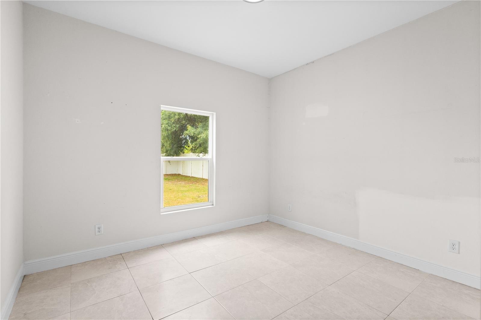Listing Image #15