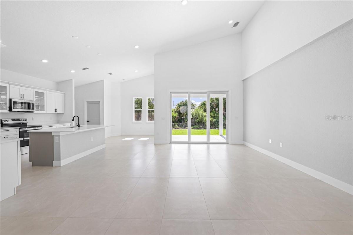 Listing Image #8