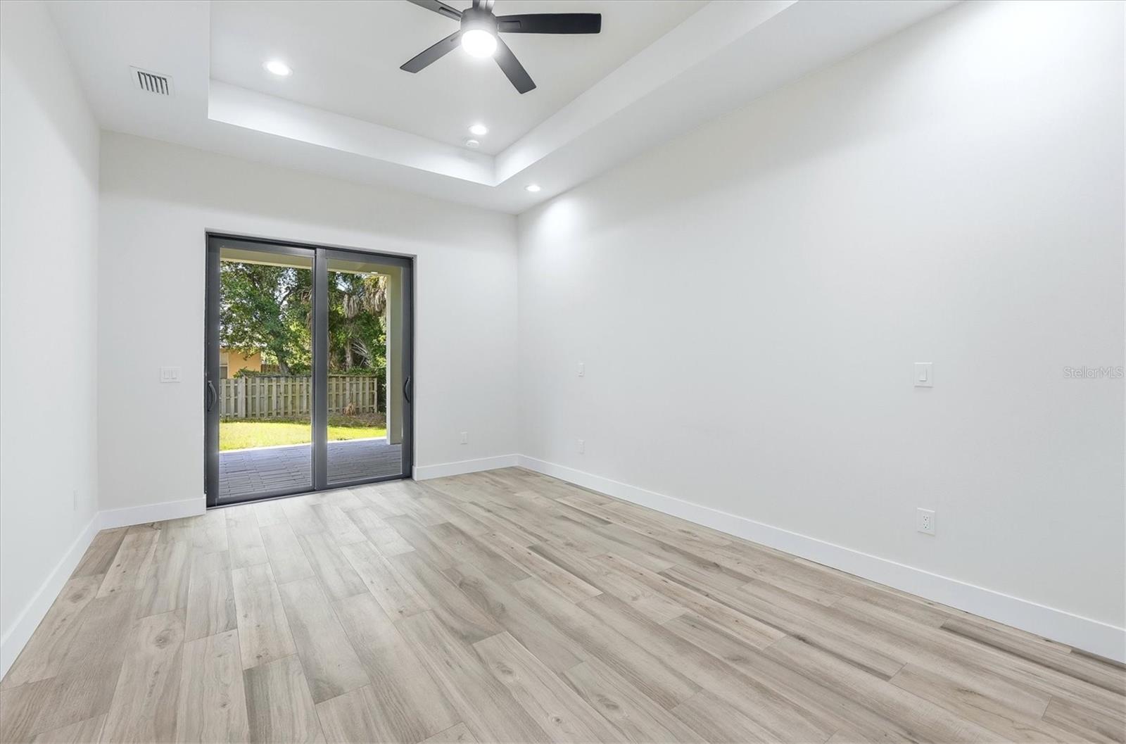 Listing Image #29