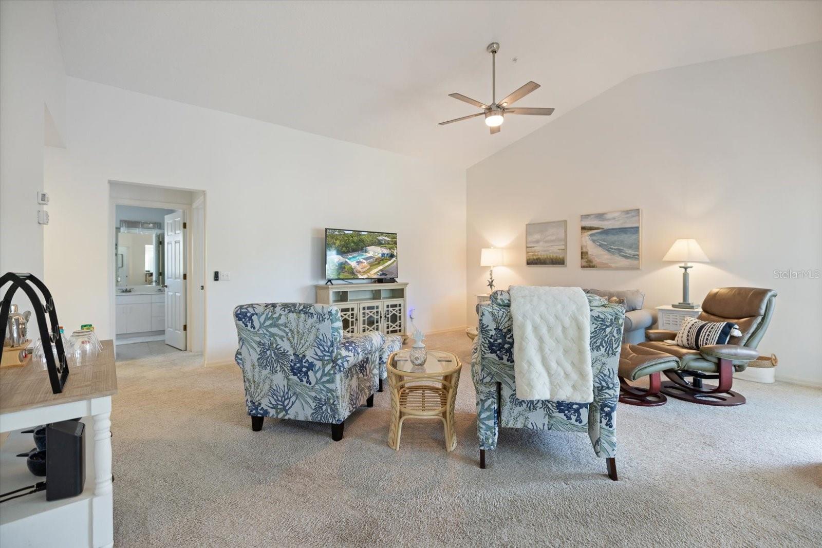 Listing Image #14