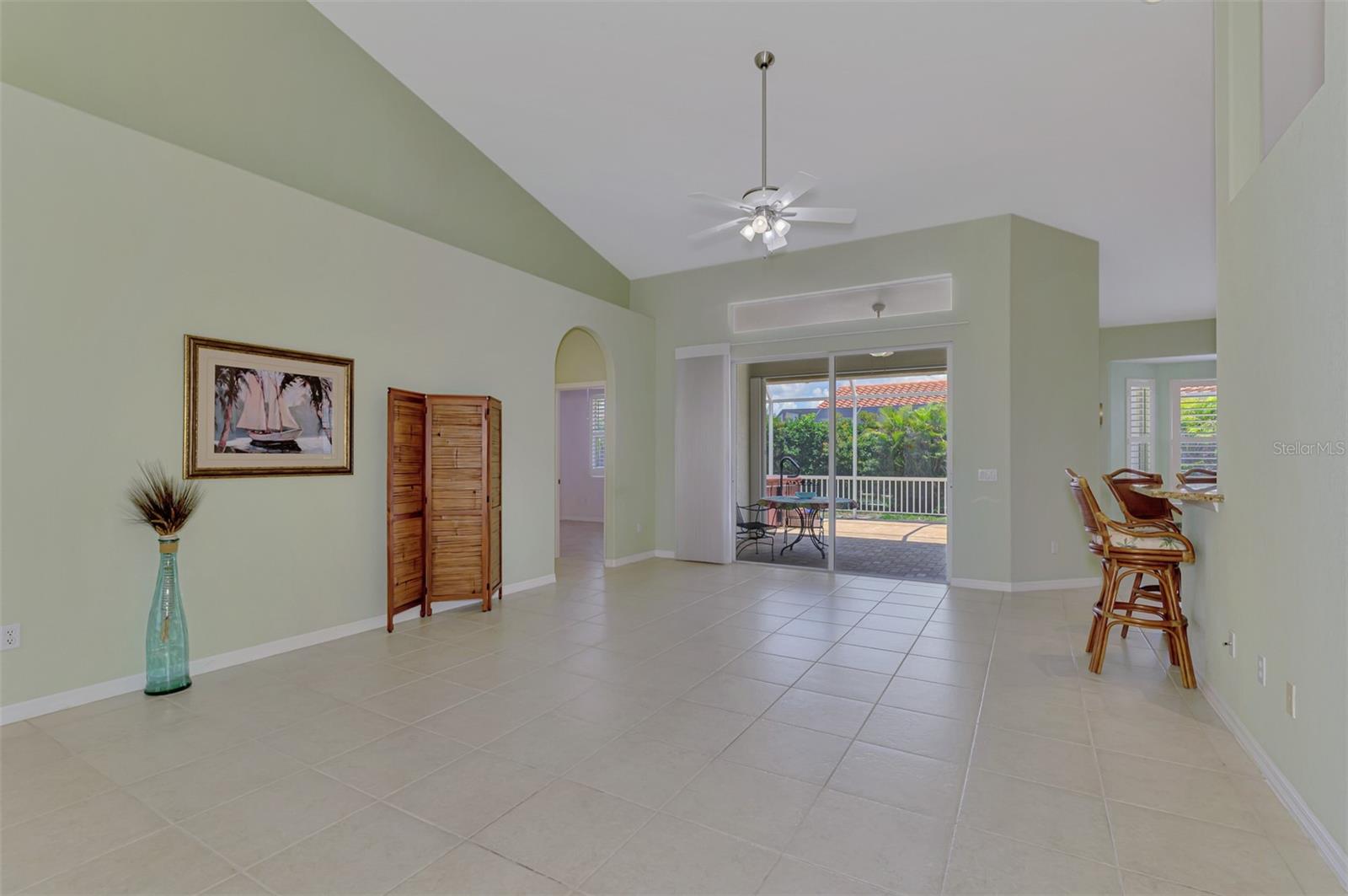Listing Image #19