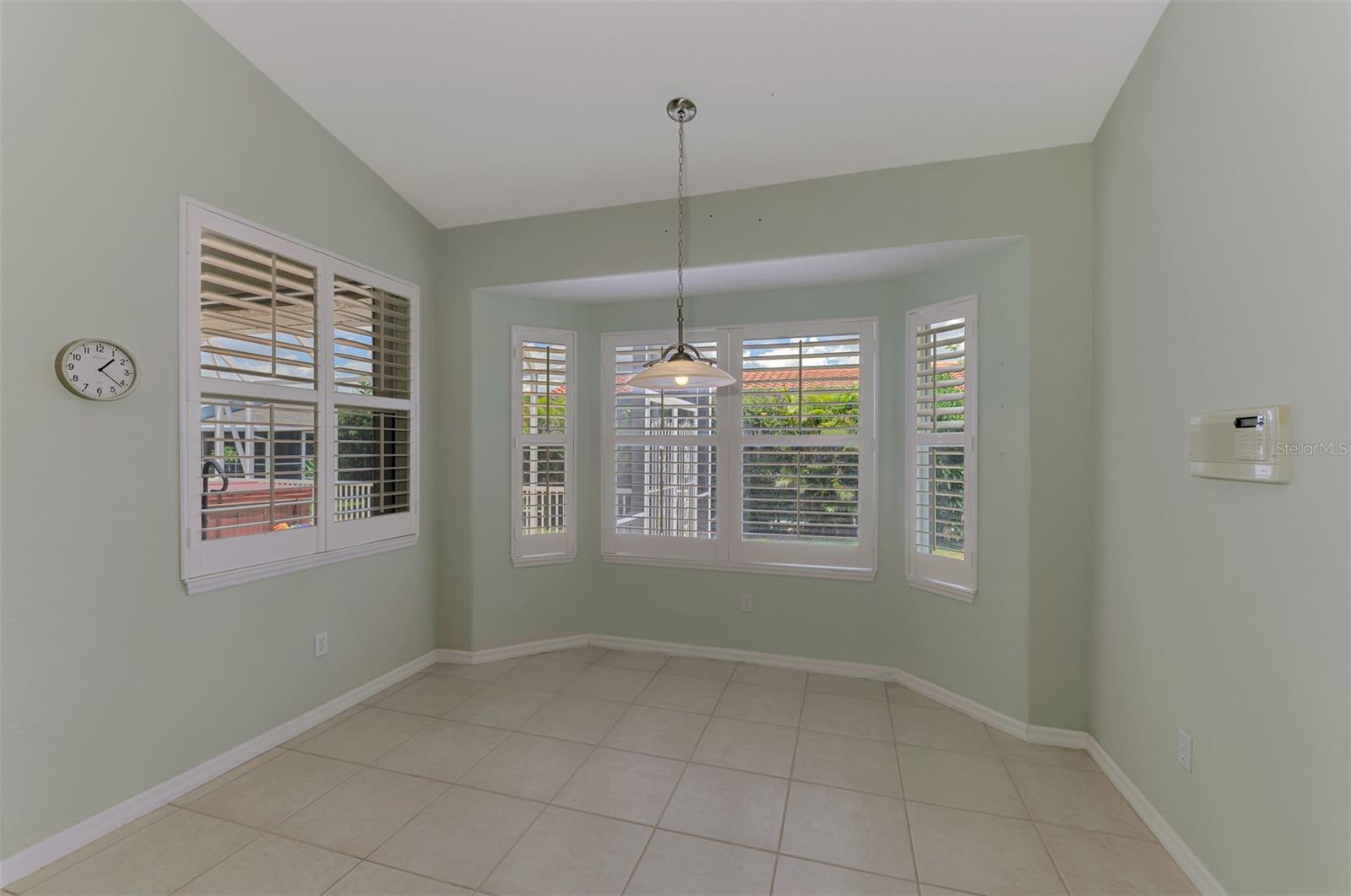 Listing Image #35