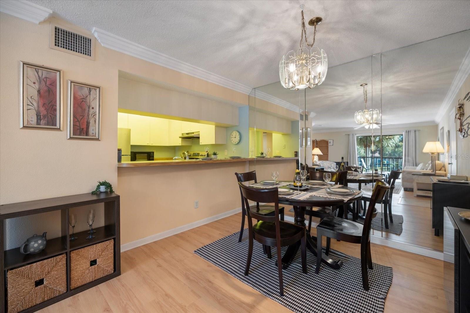 Listing Image #7