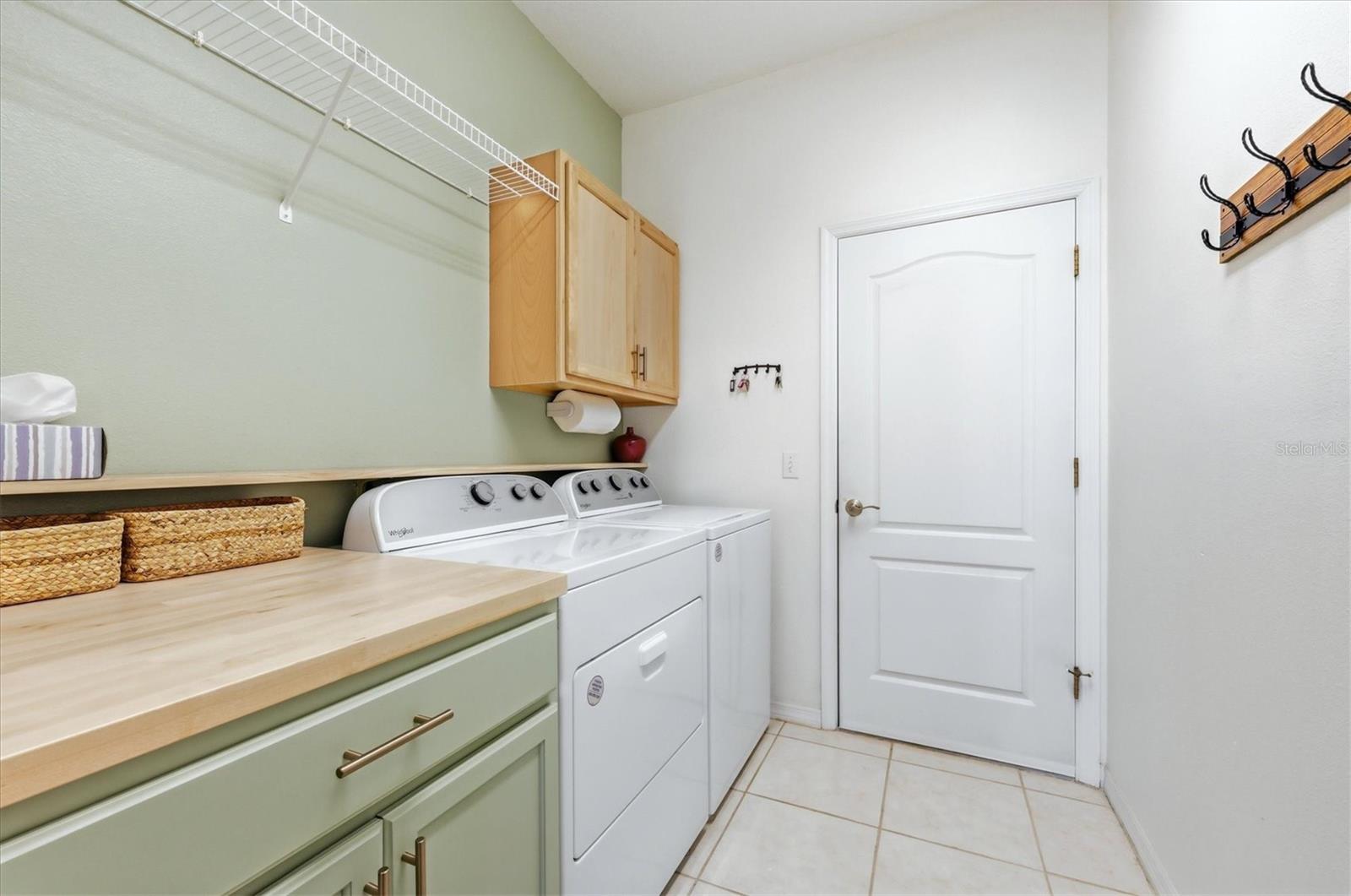 Listing Image #33