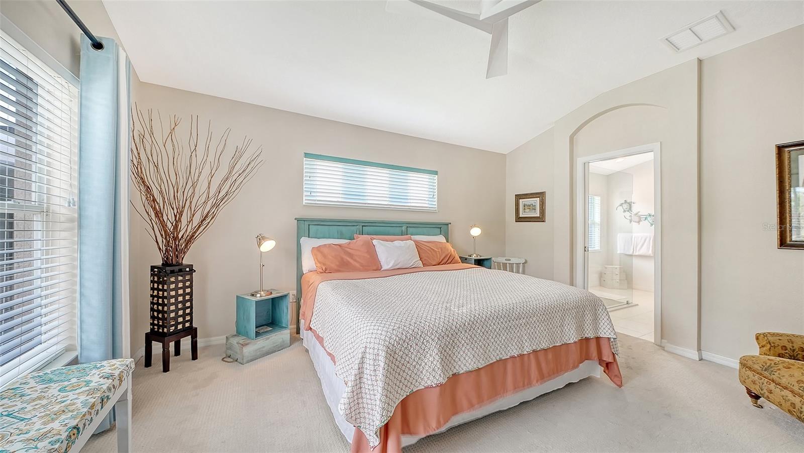 Listing Image #18