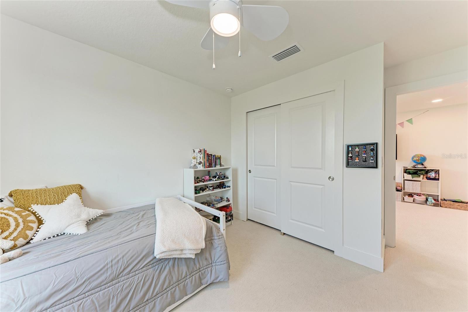 Listing Image #33