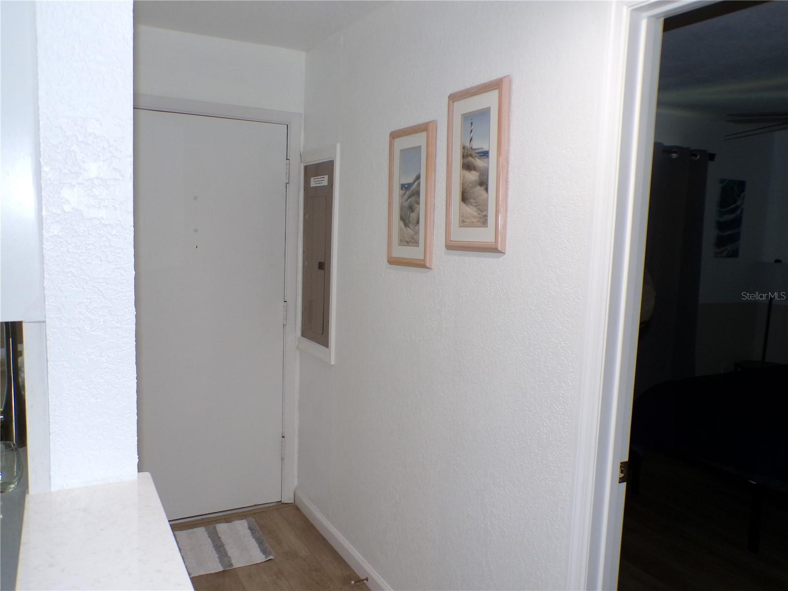 Listing Image #4