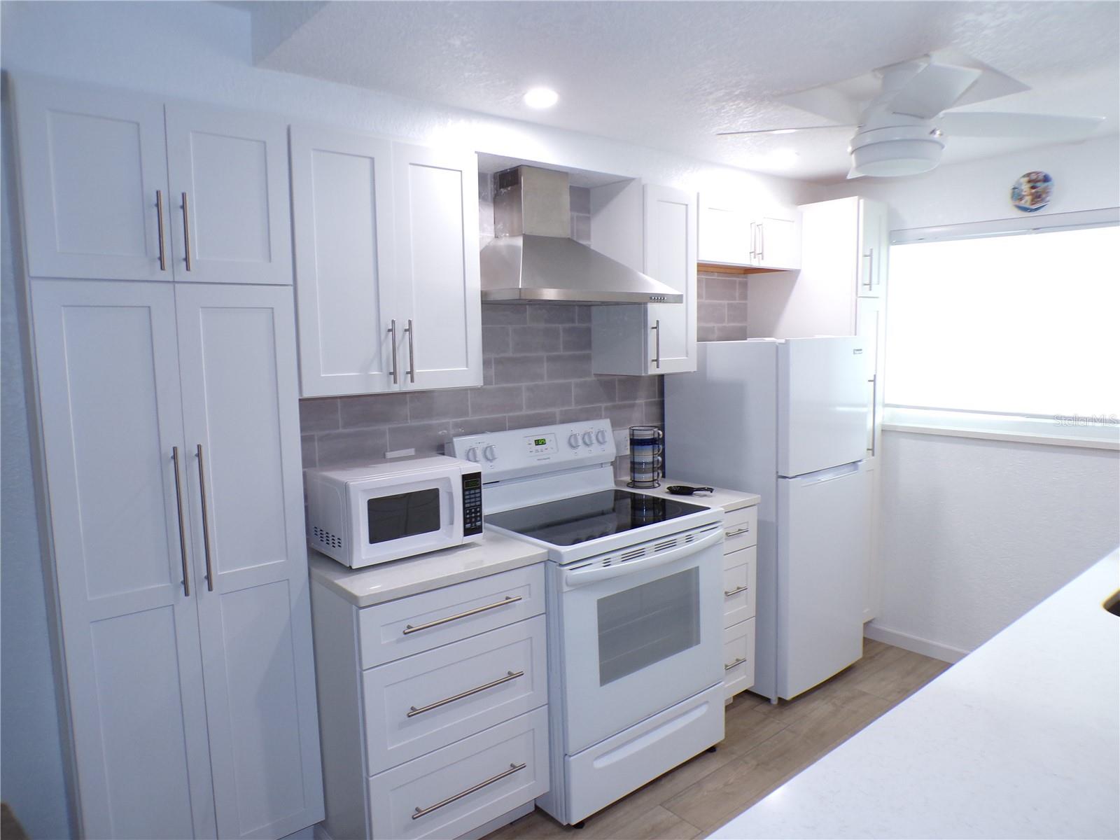 Listing Image #8