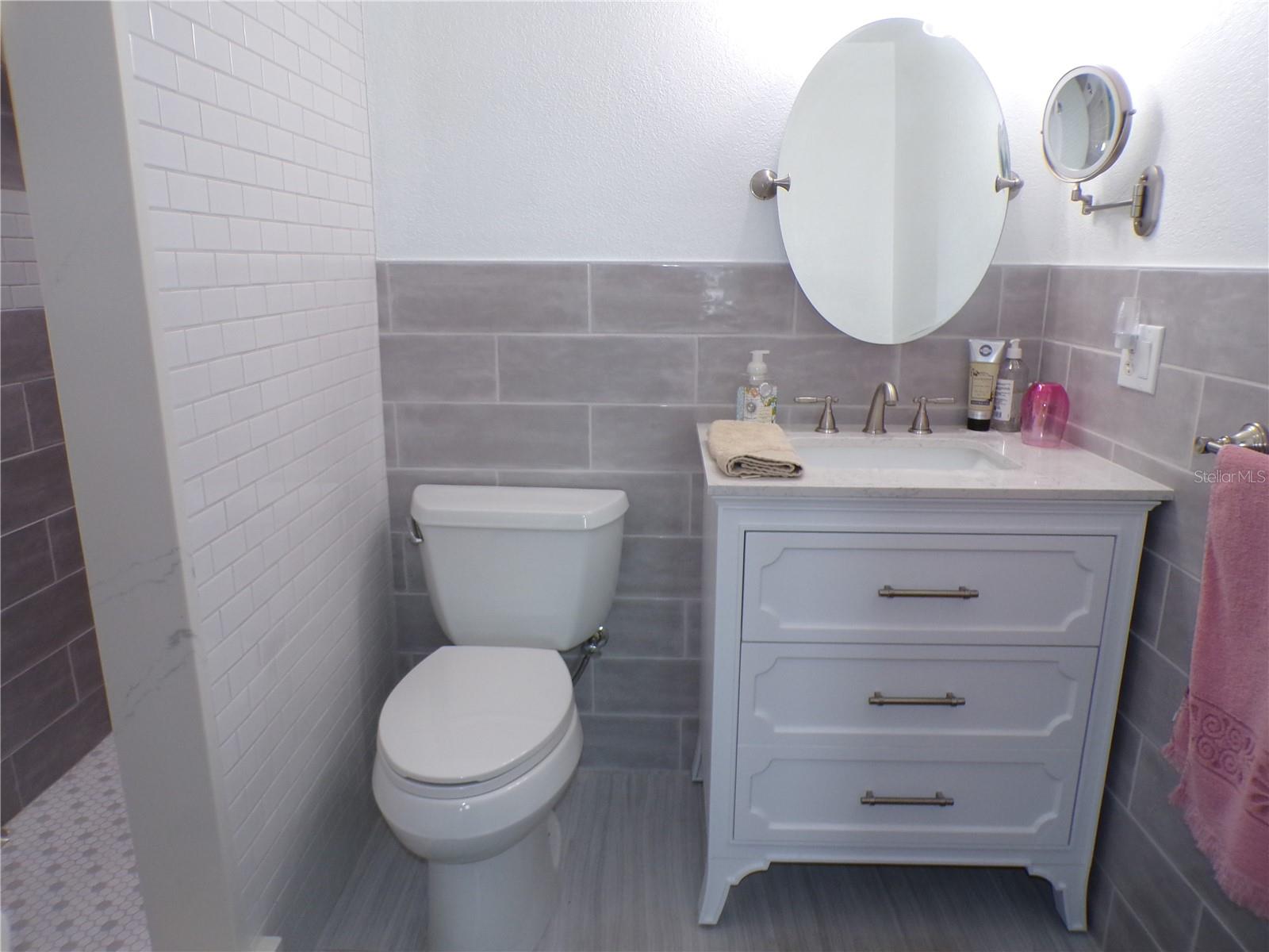 Listing Image #13