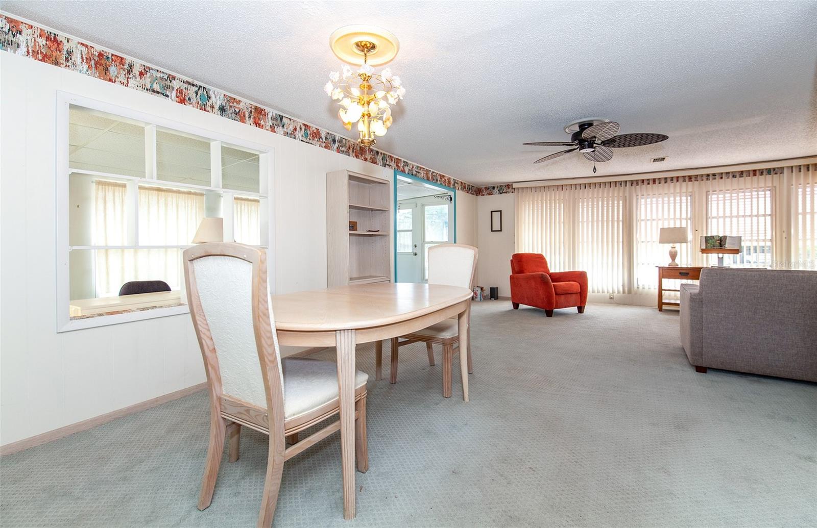 Listing Image #11