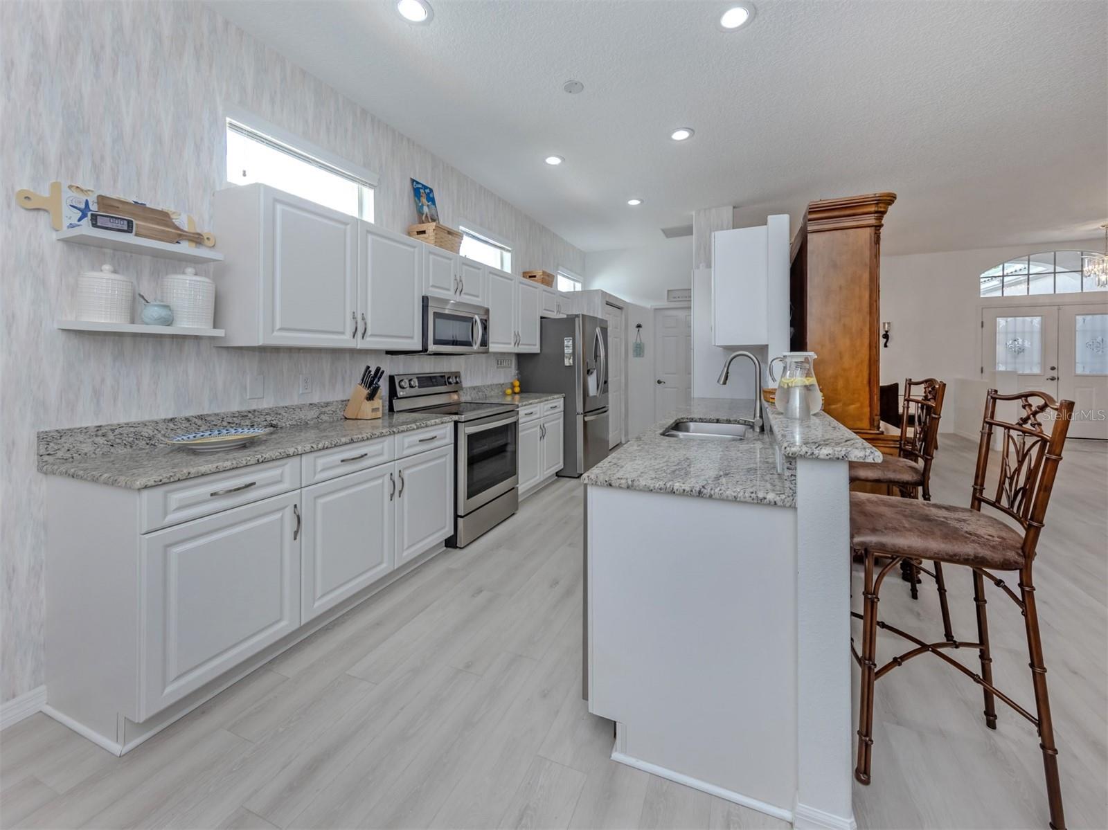 Listing Image #7