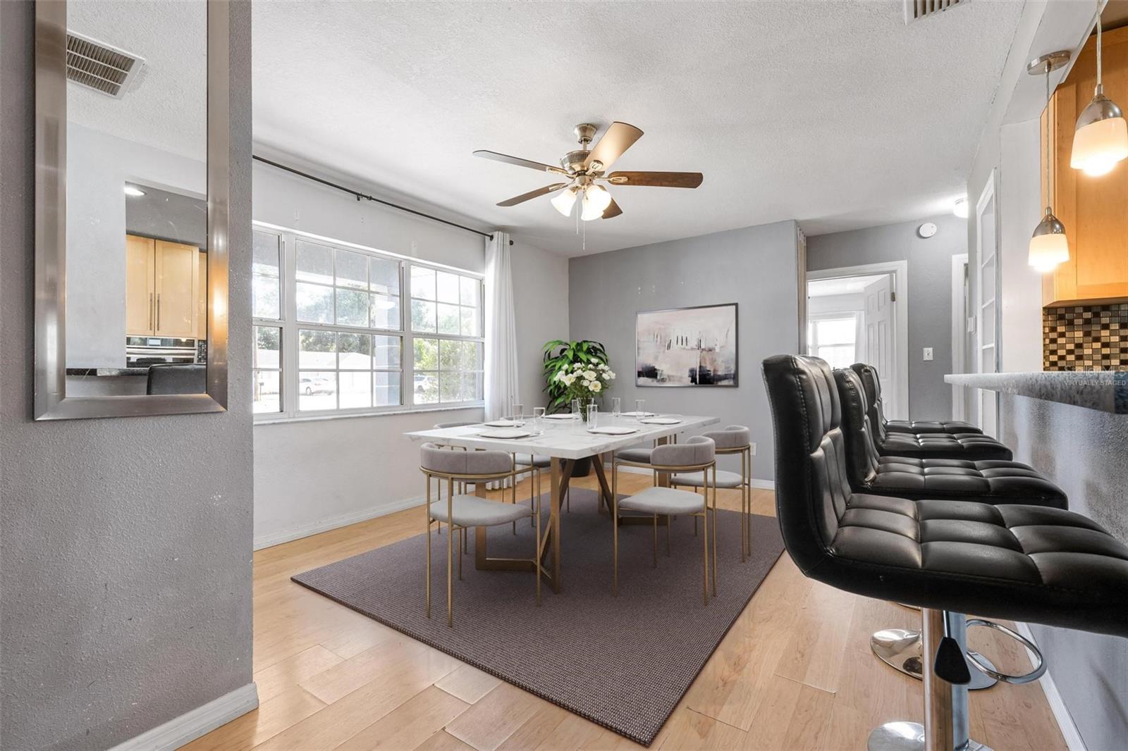 Listing Image #8