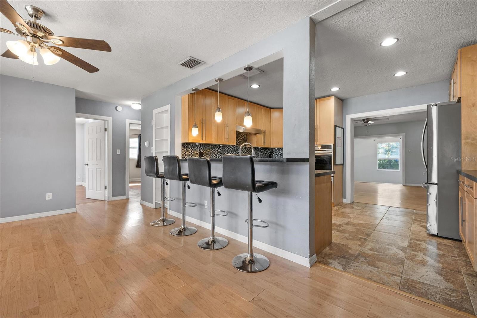 Listing Image #13
