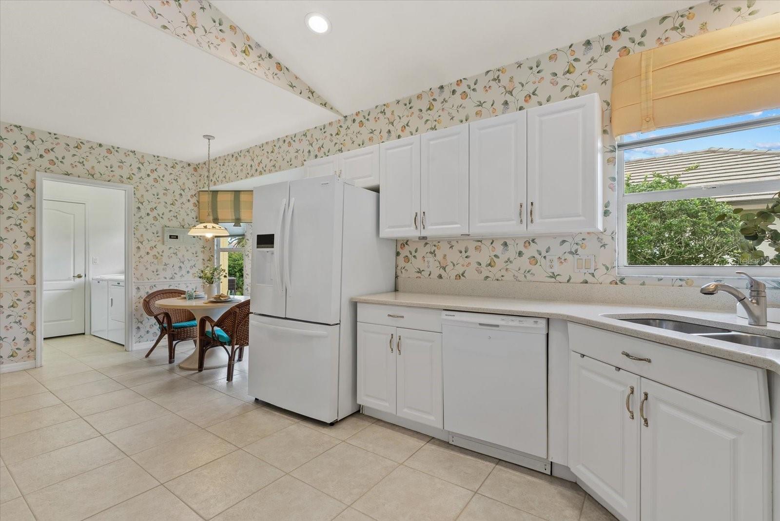 Listing Image #11