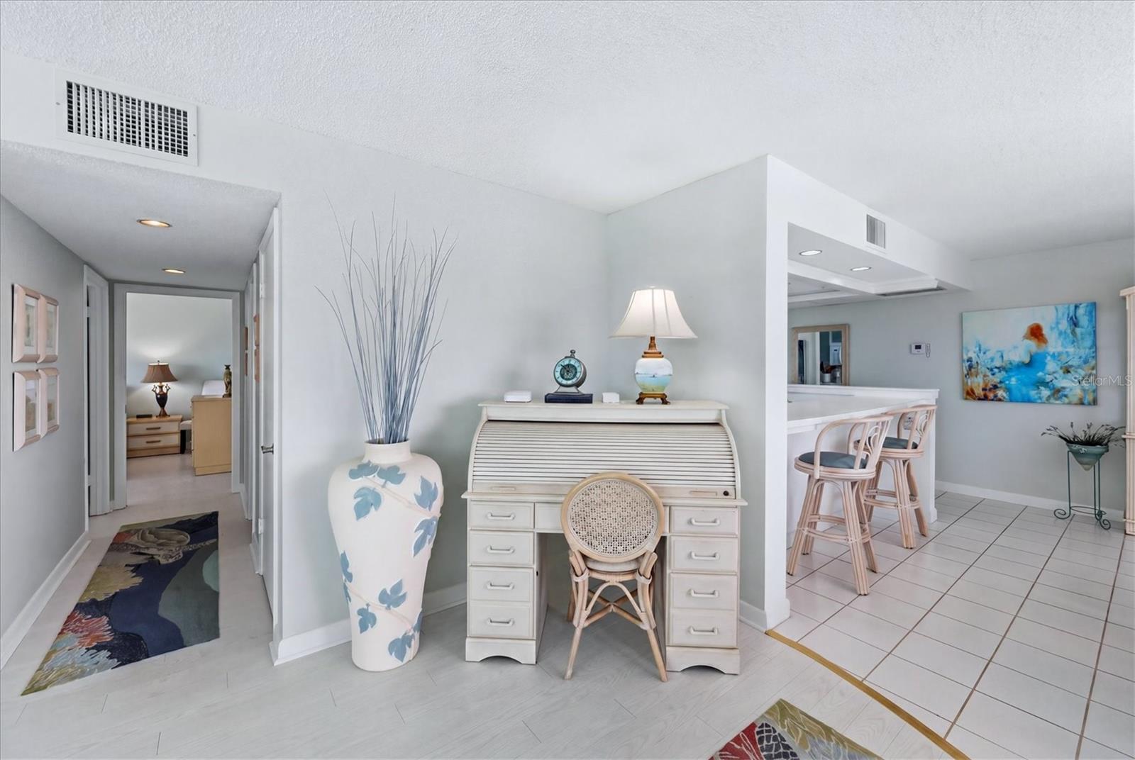 Listing Image #15