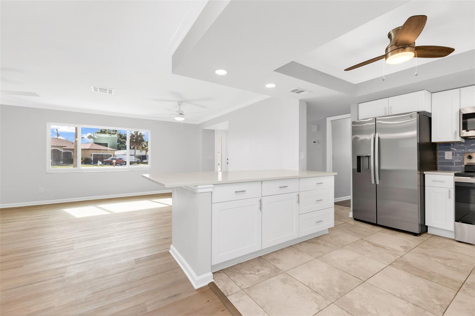Listing Image #10