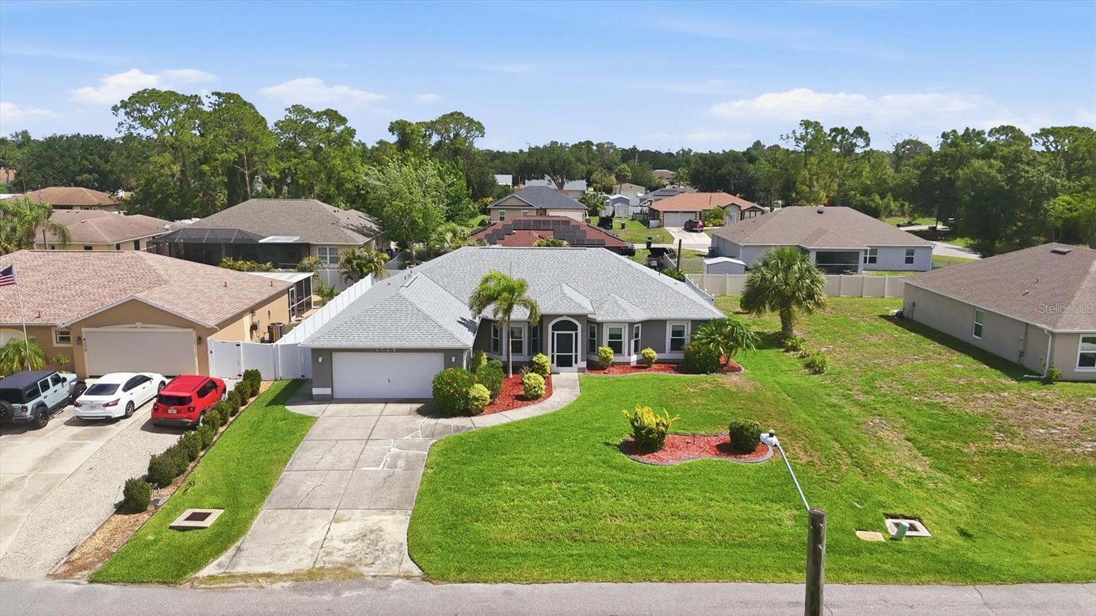 Listing Image #3