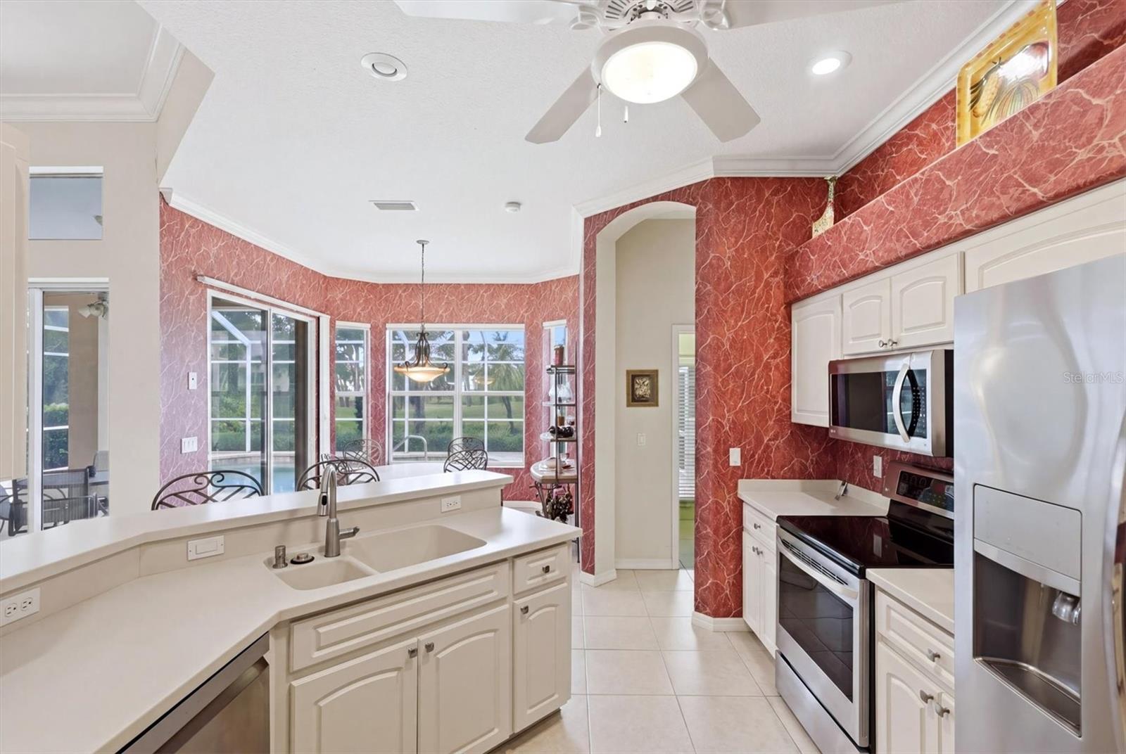Listing Image #35