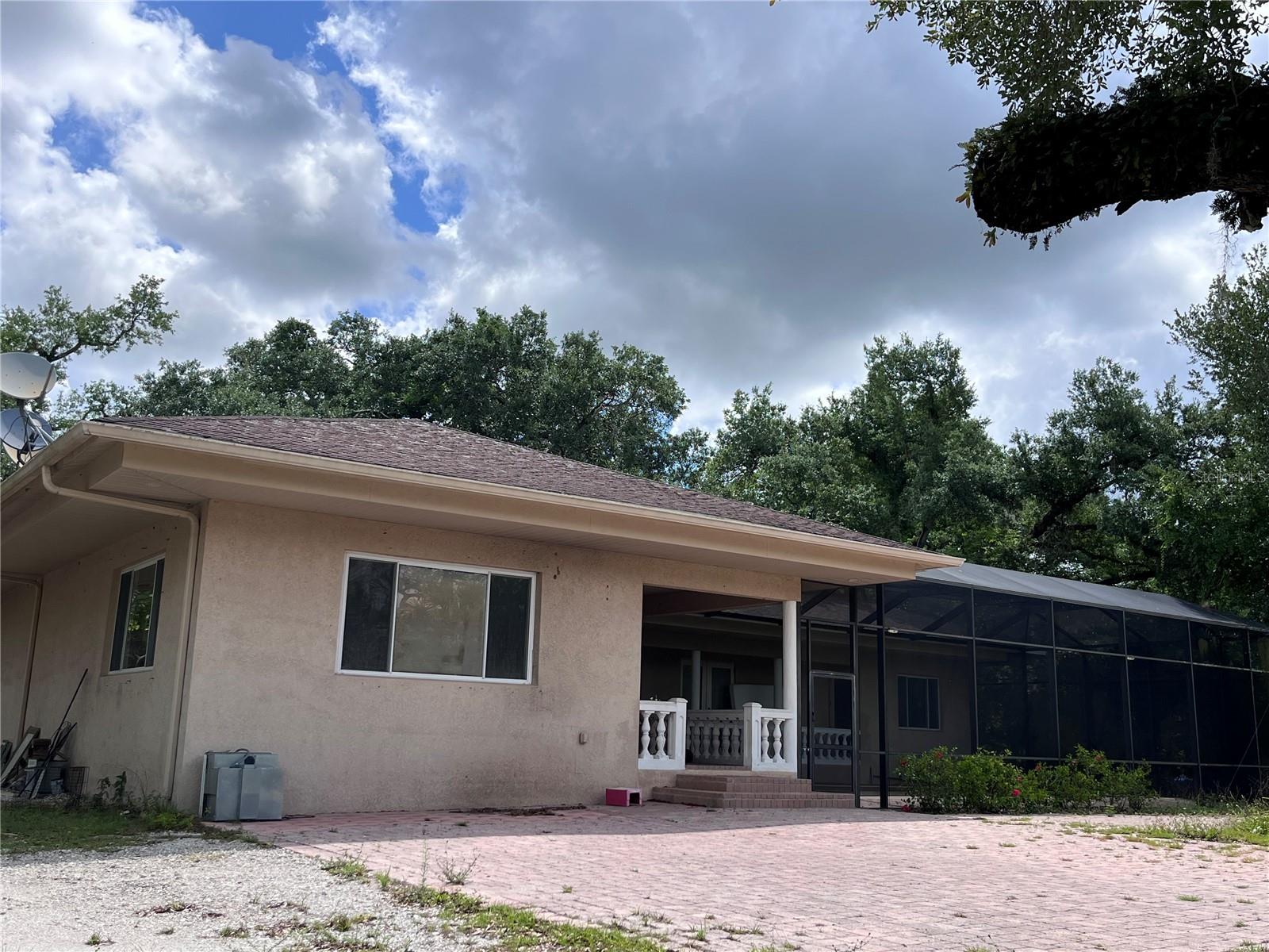 Listing Image #3