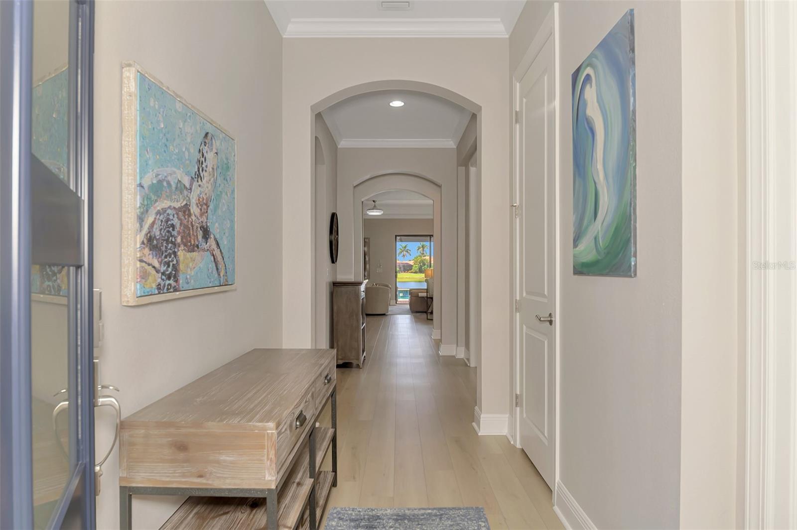 Listing Image #11