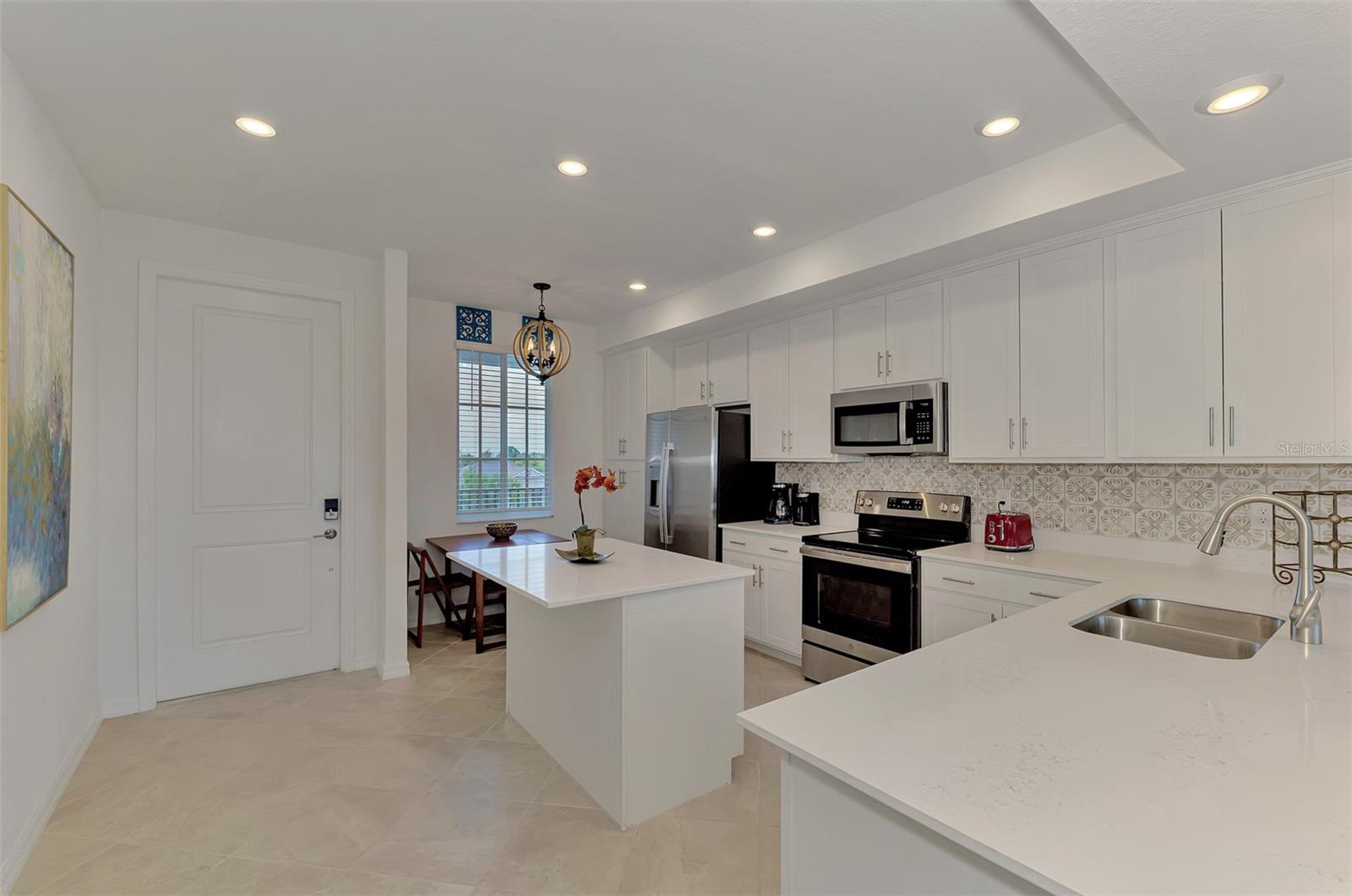 Listing Image #14