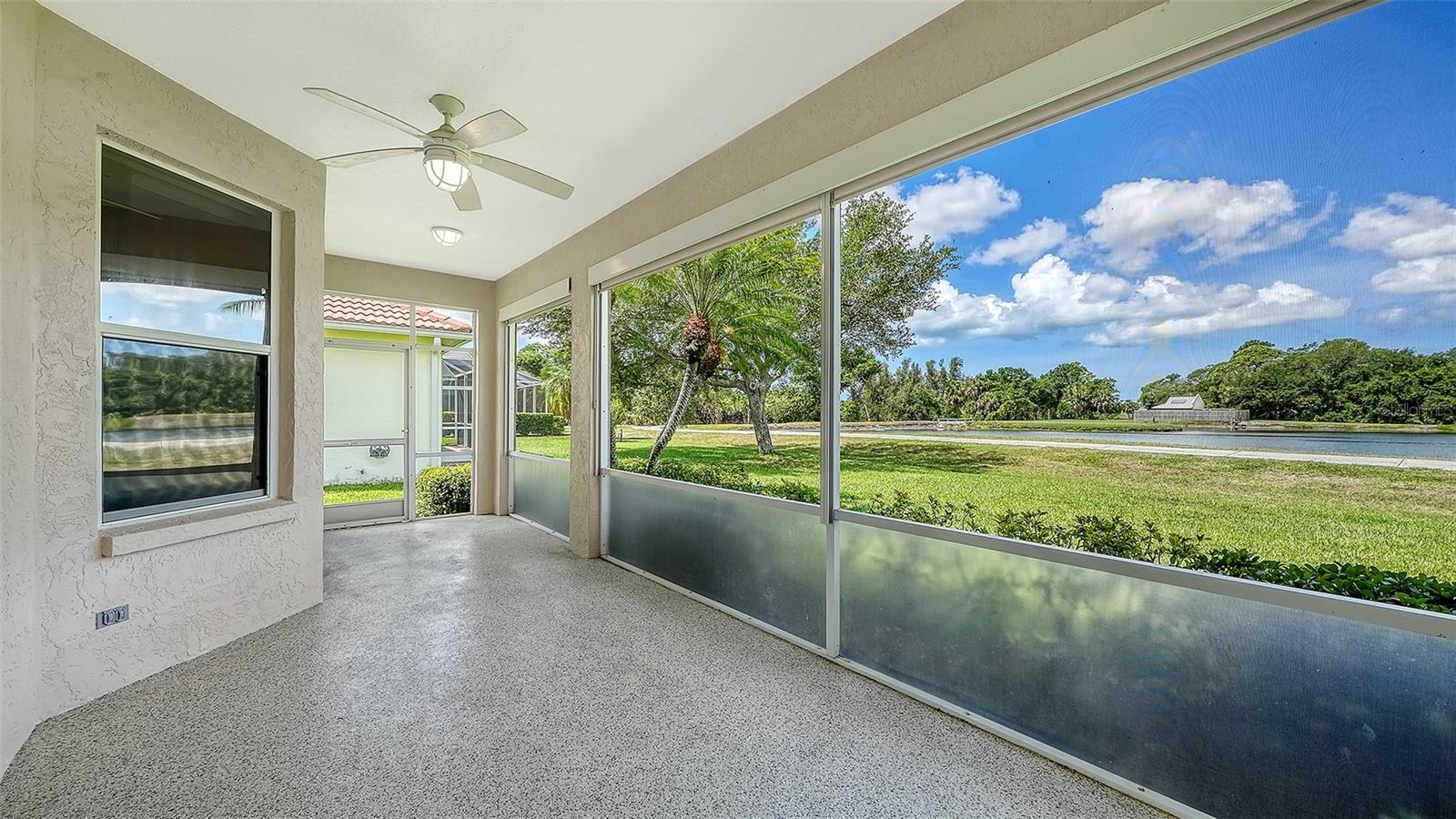 Listing Image #4