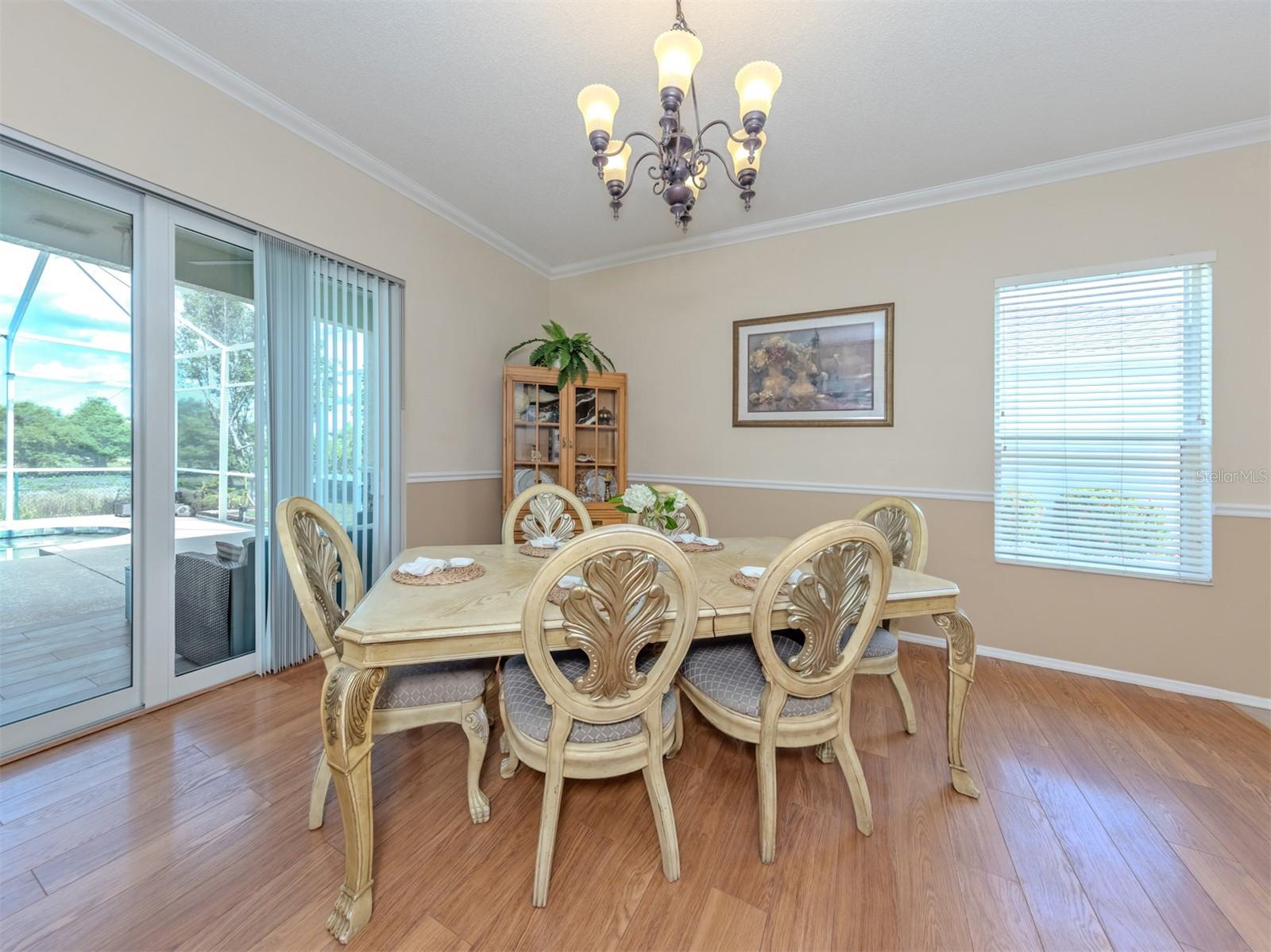 Listing Image #7