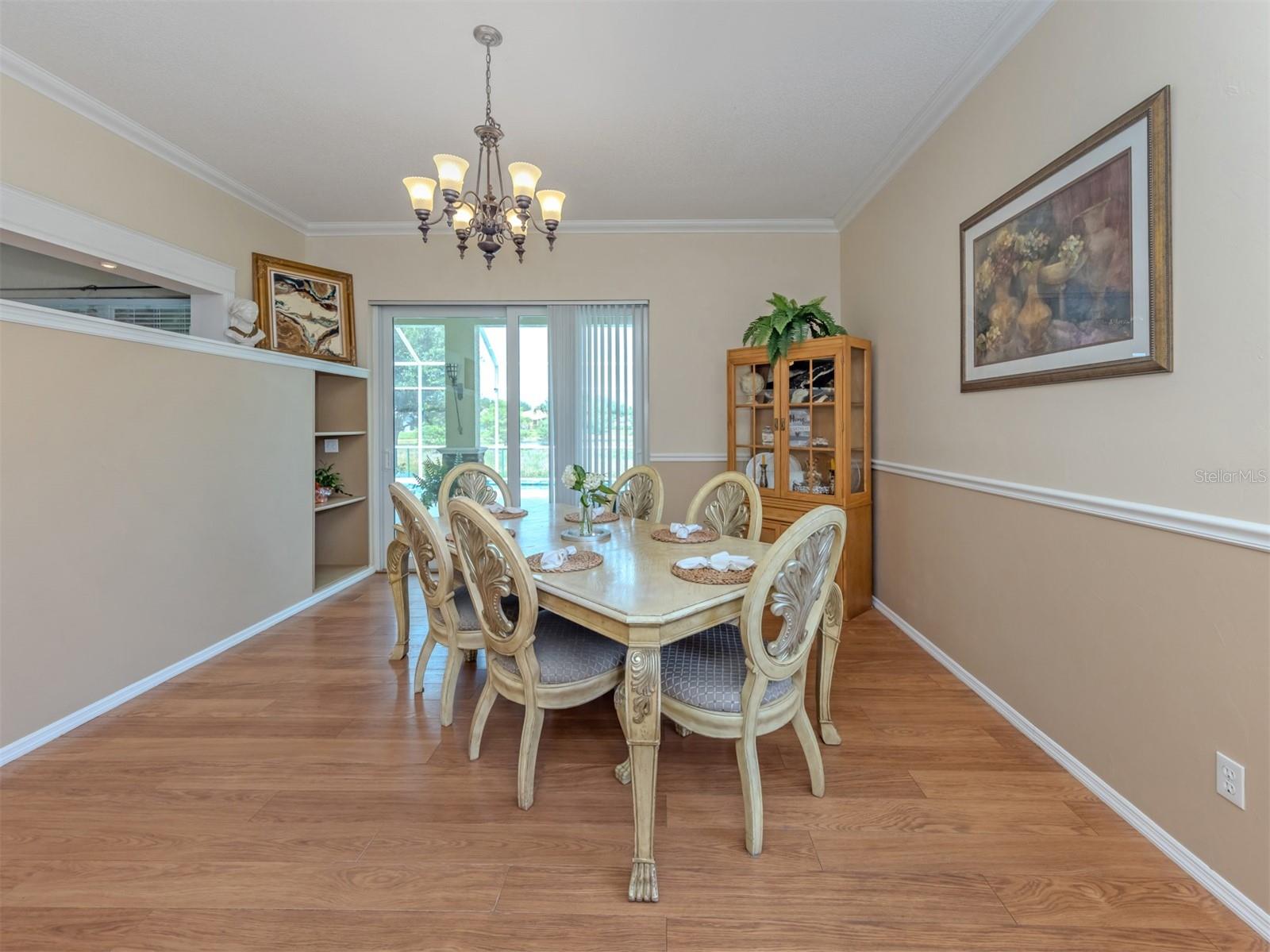 Listing Image #8