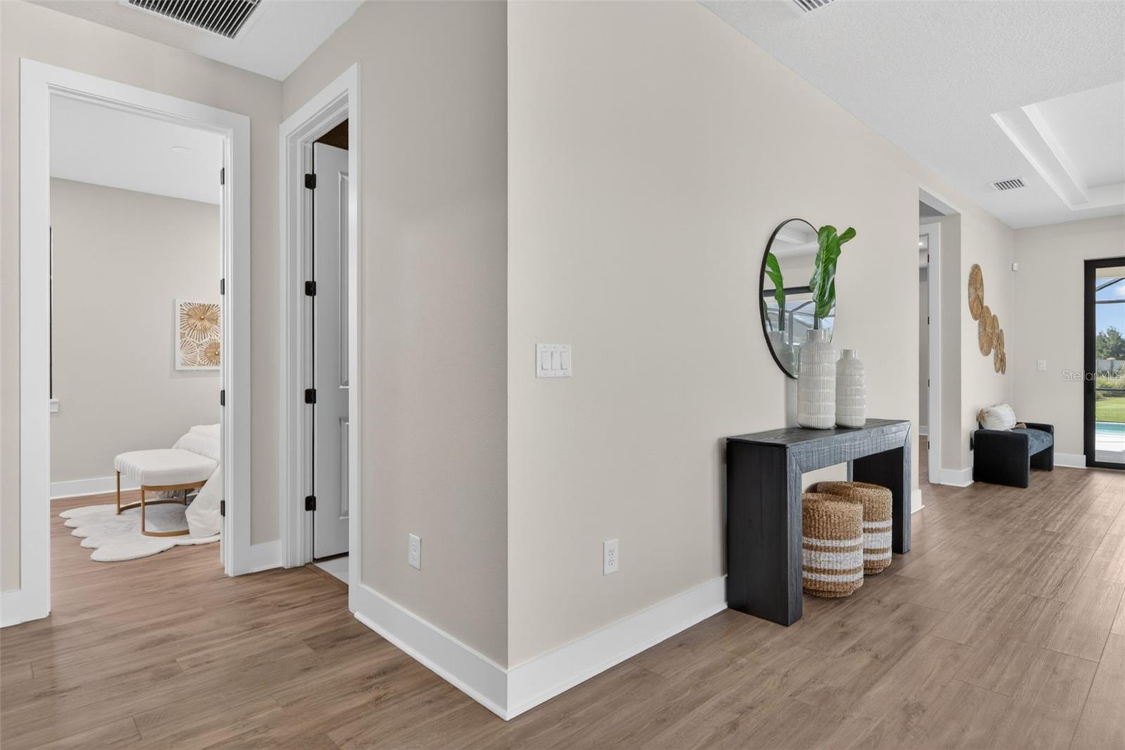 Listing Image #47
