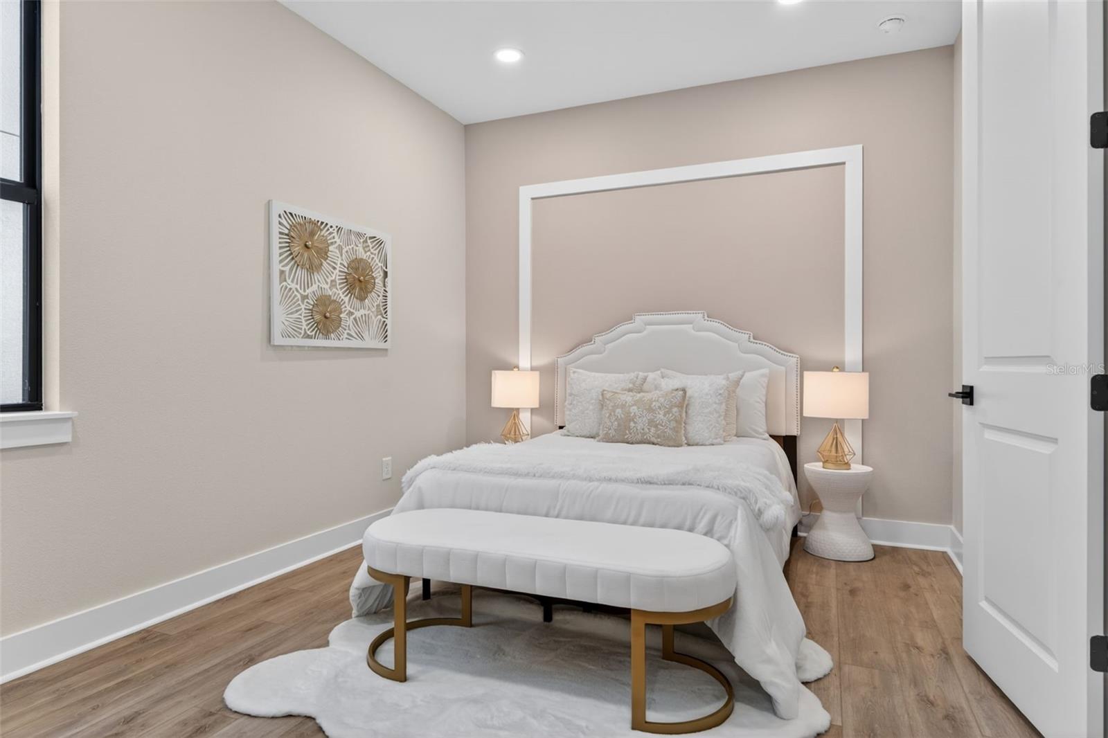 Listing Image #51