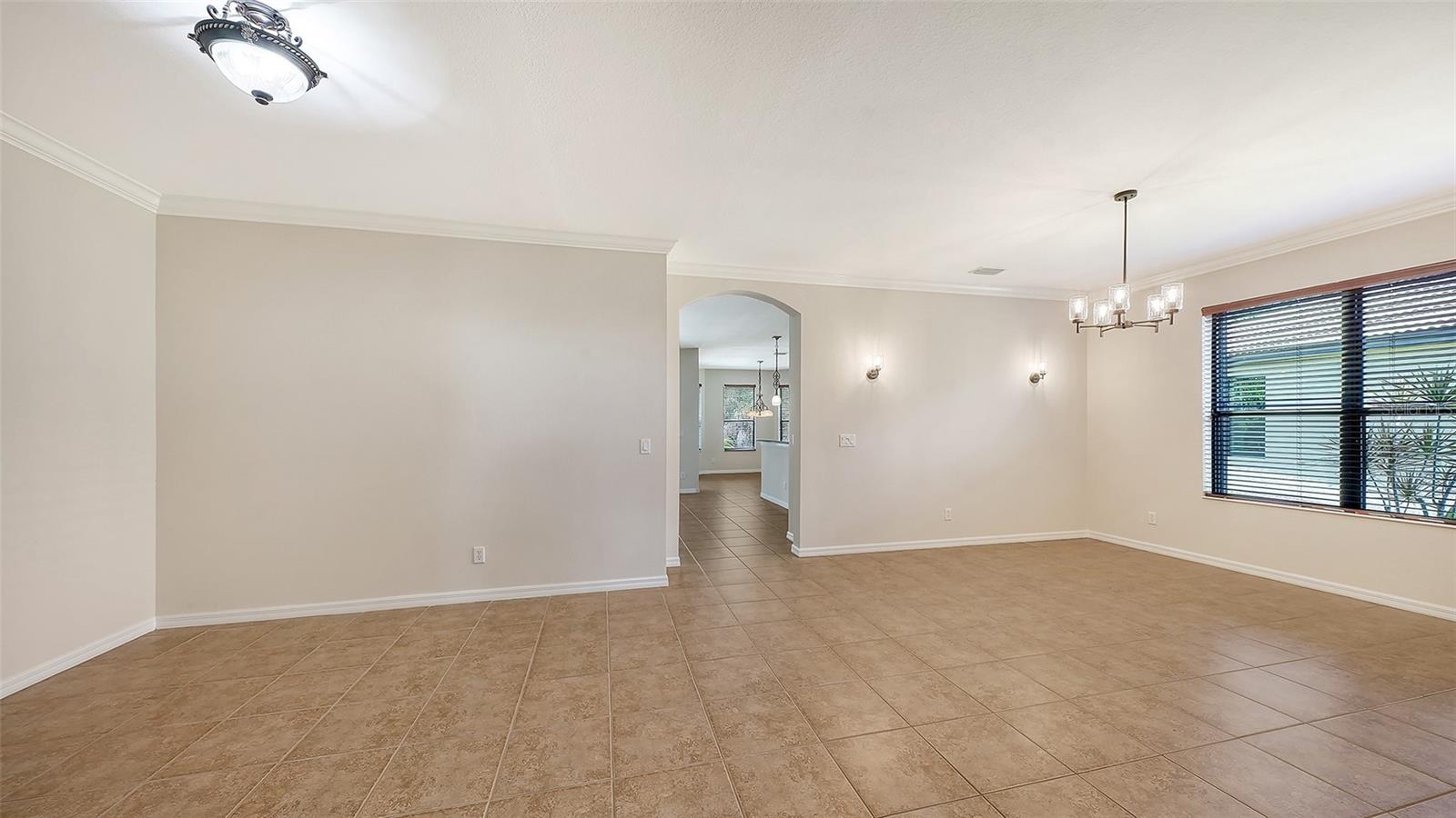 Listing Image #5
