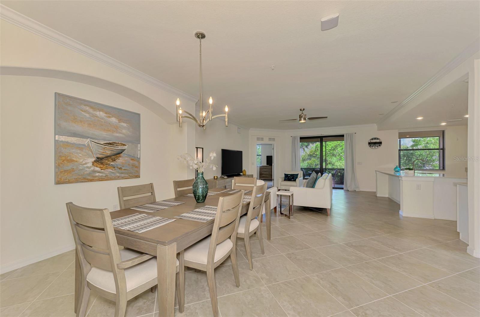 Listing Image #13