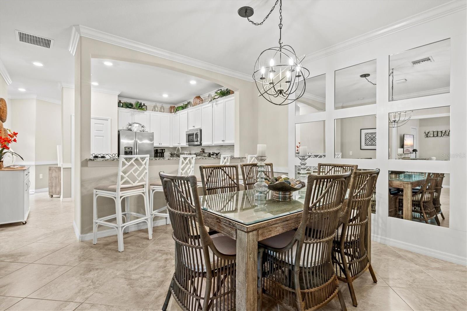 Listing Image #19