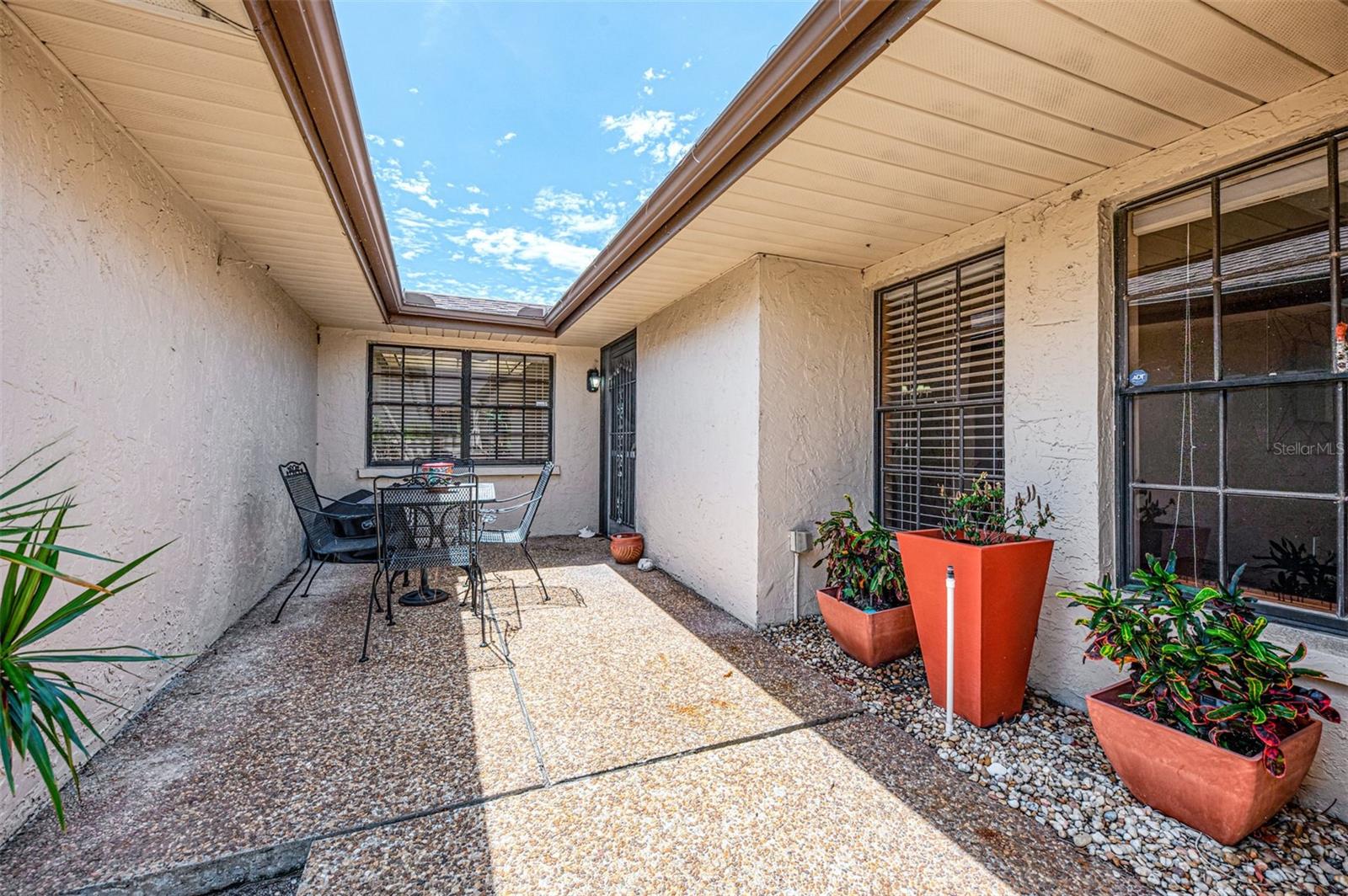 Listing Image #6