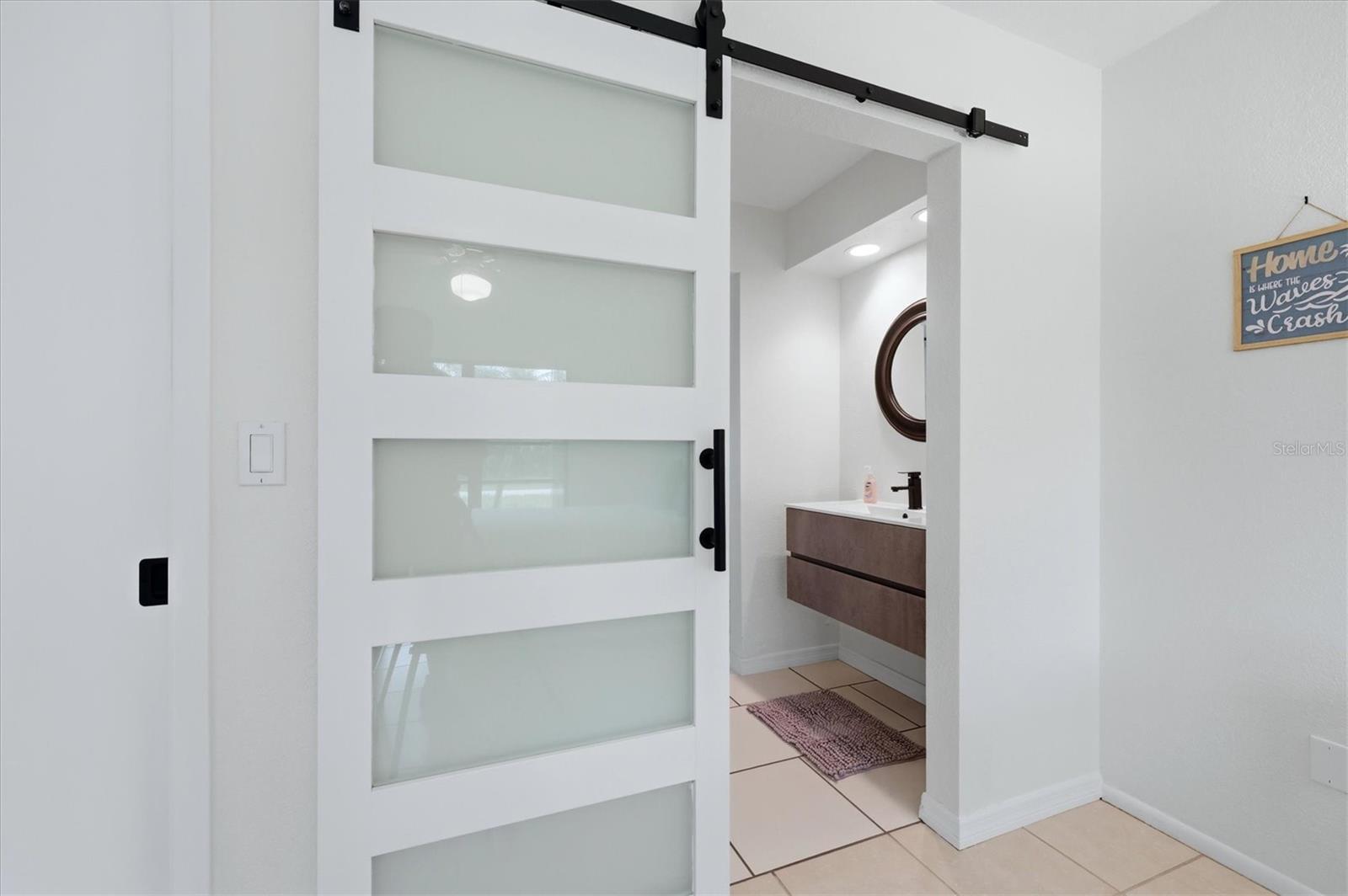 Listing Image #25