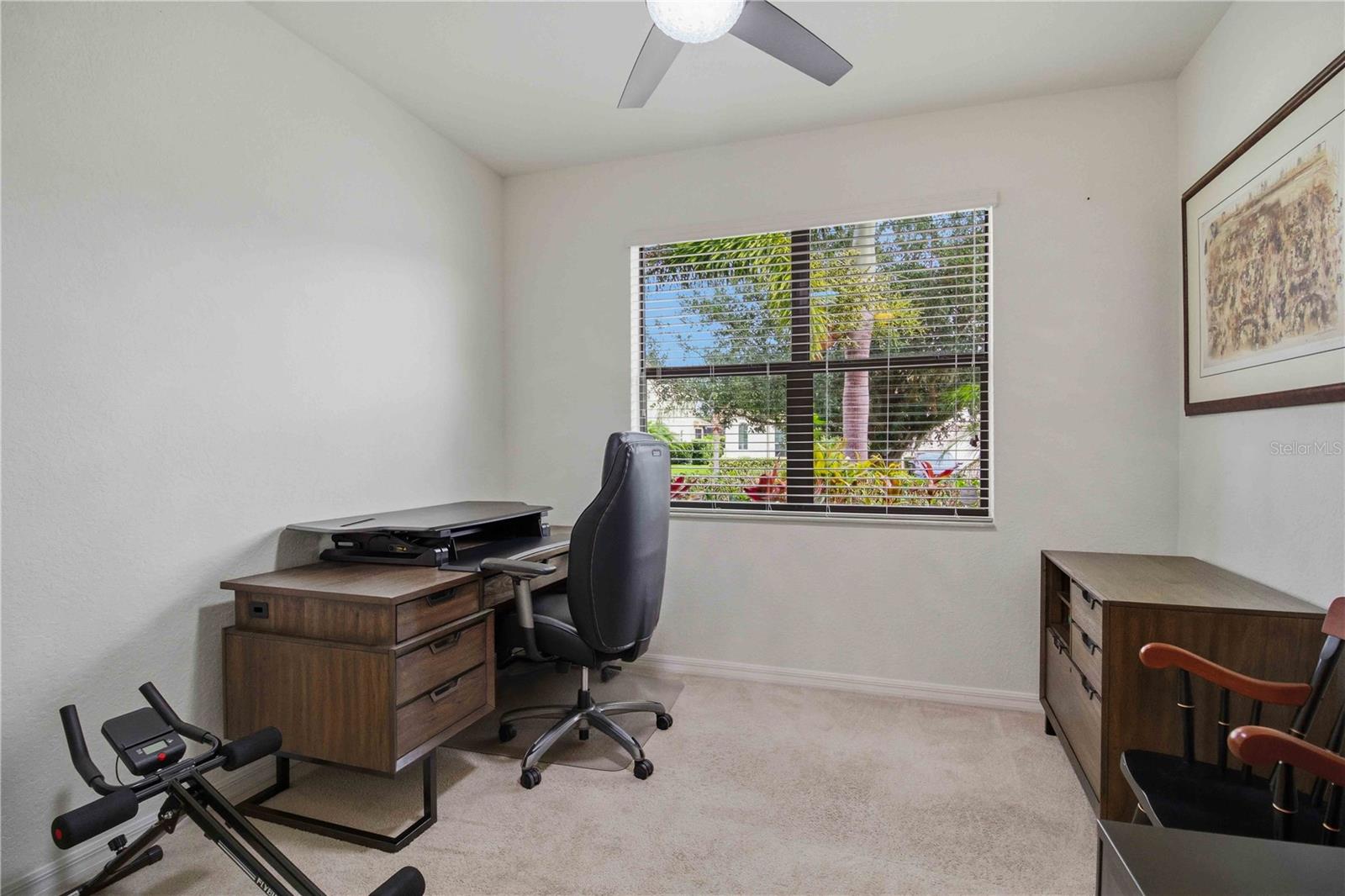 Listing Image #10