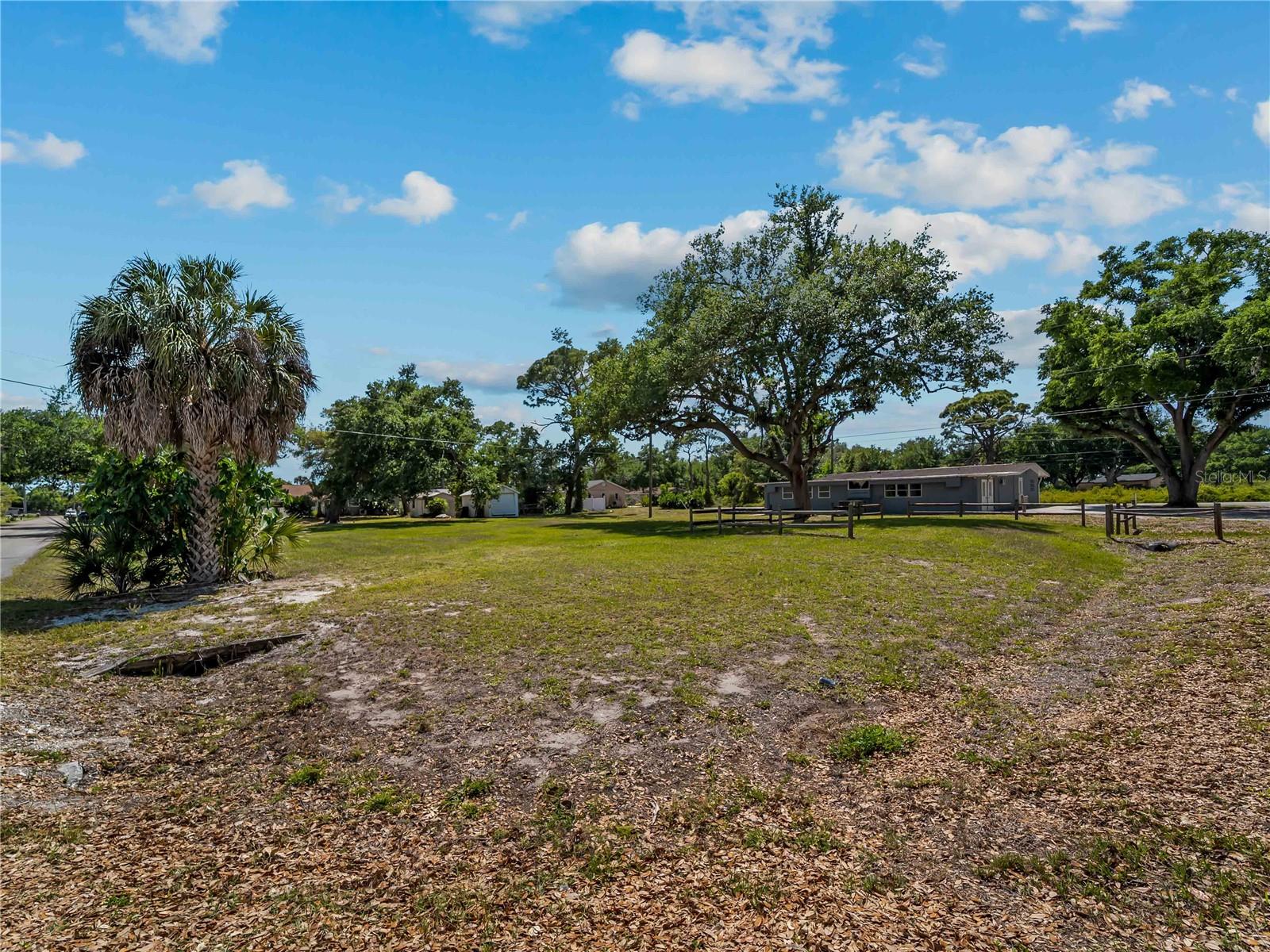 Listing Image #4