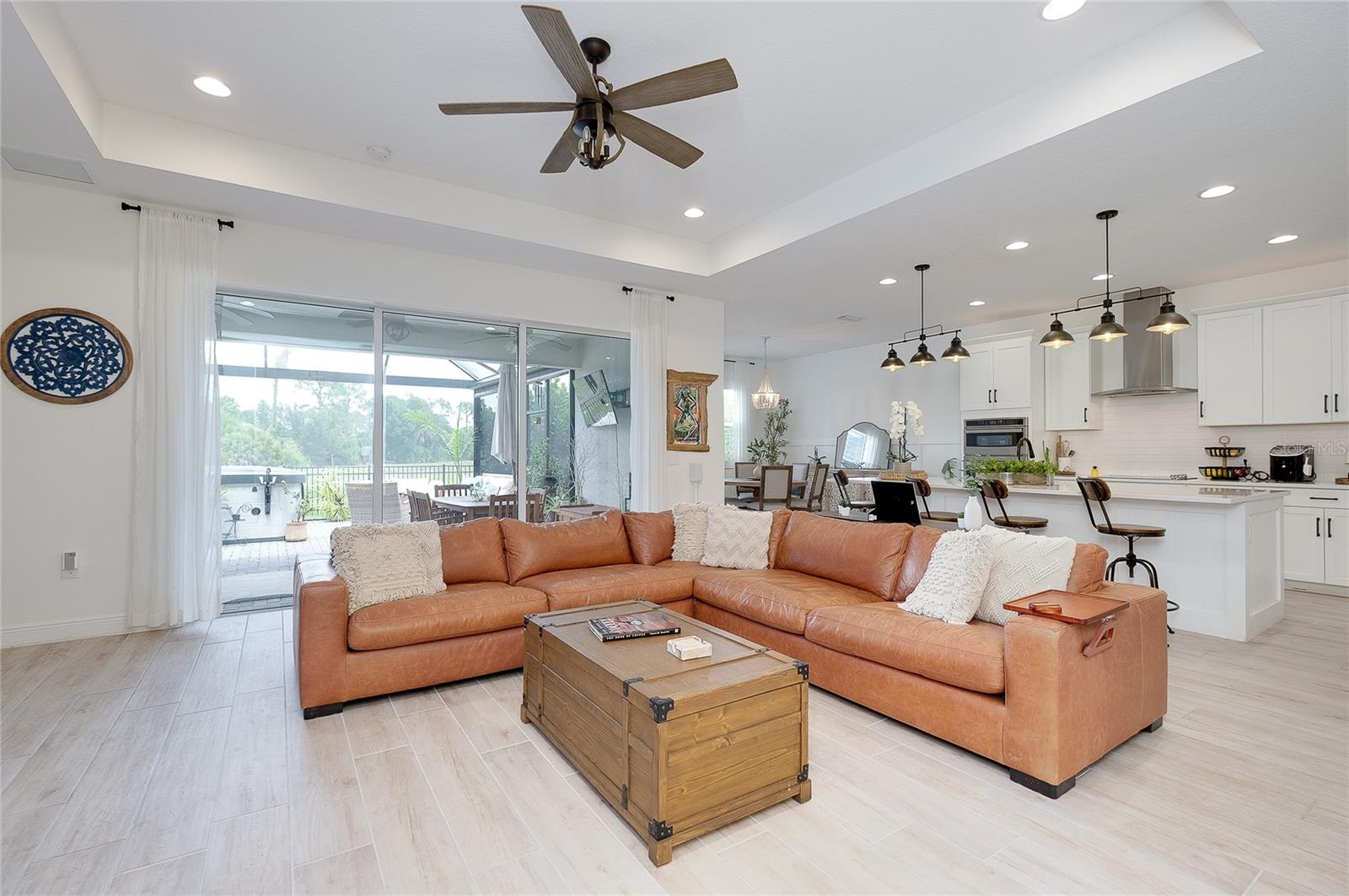 Listing Image #8