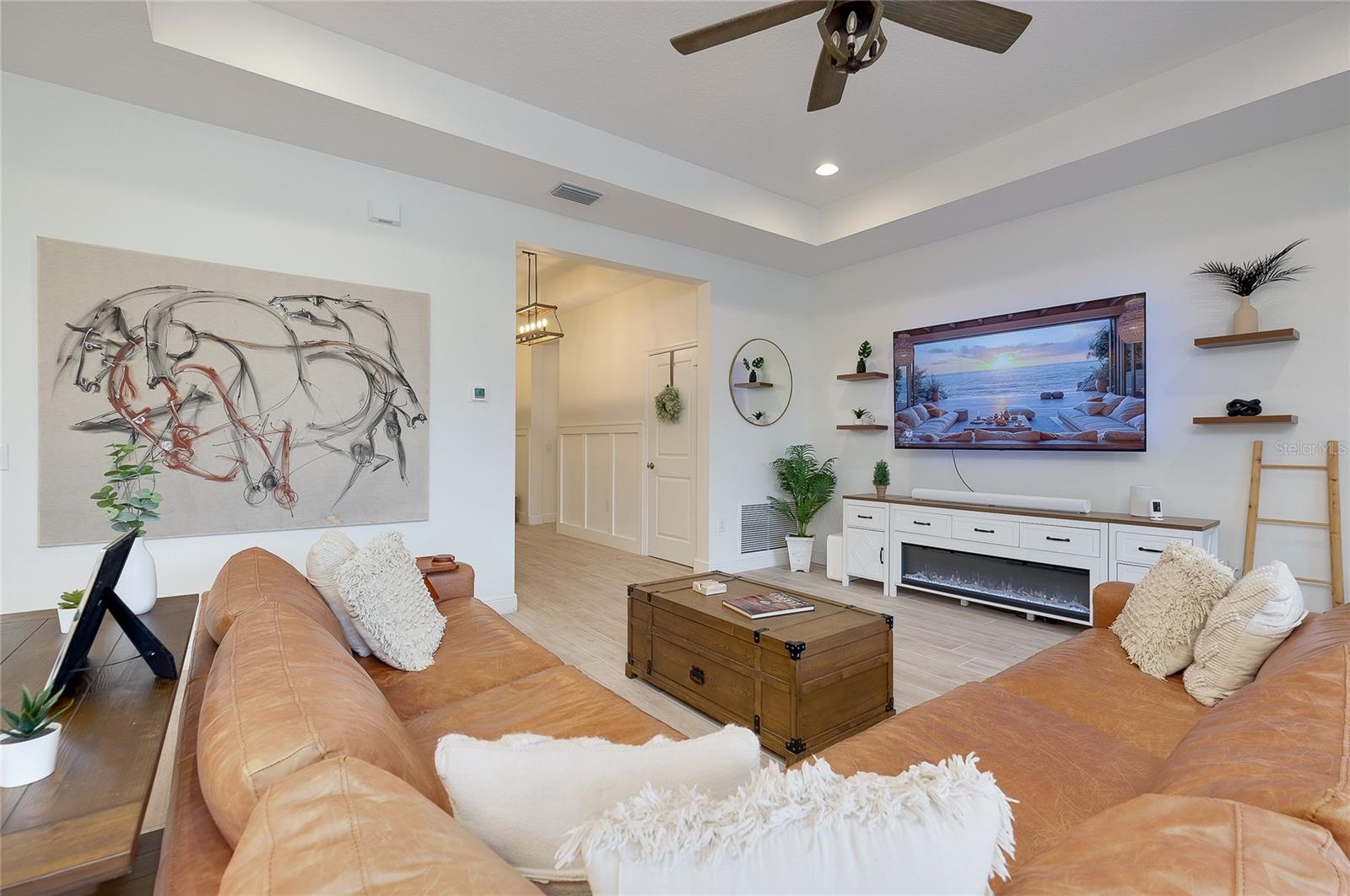 Listing Image #13