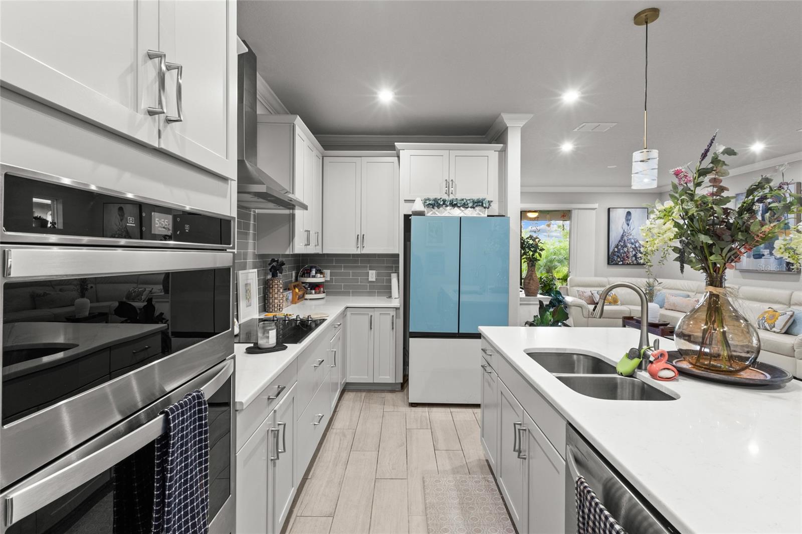 Listing Image #12